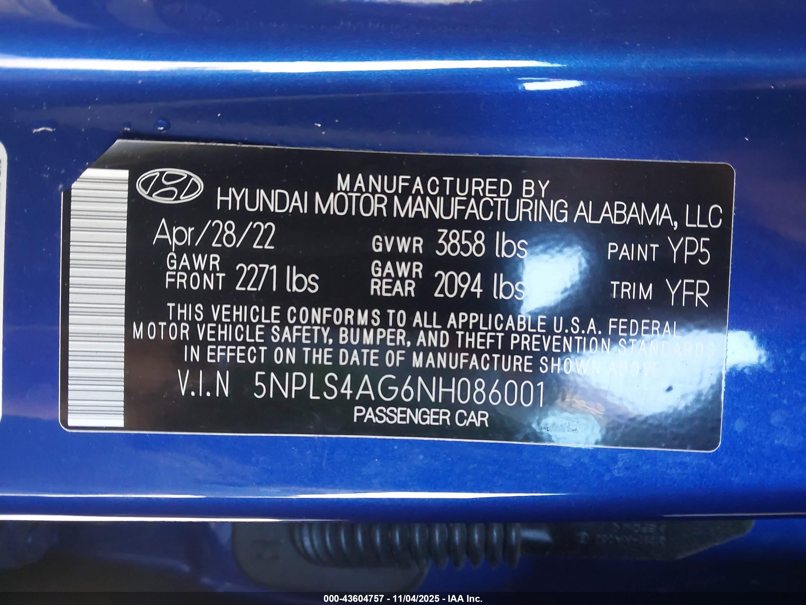 HYUNDAI ELANTRA image 9