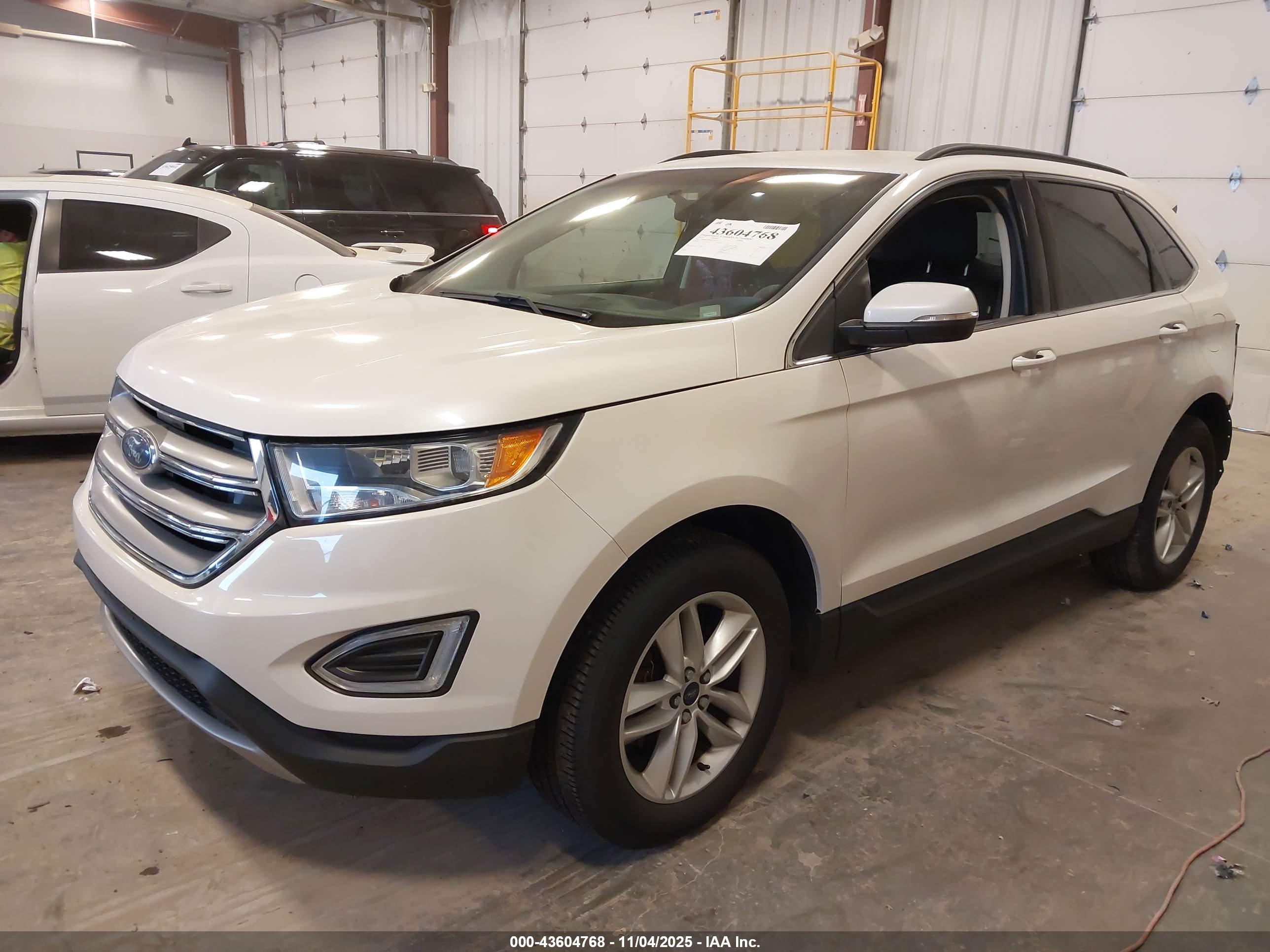 FORD EDGE image 2