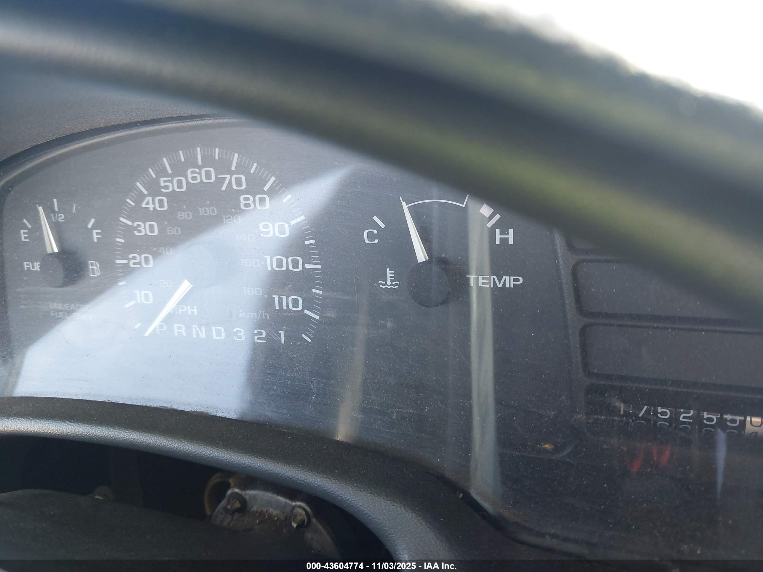 CHEVROLET CAVALIER image 7