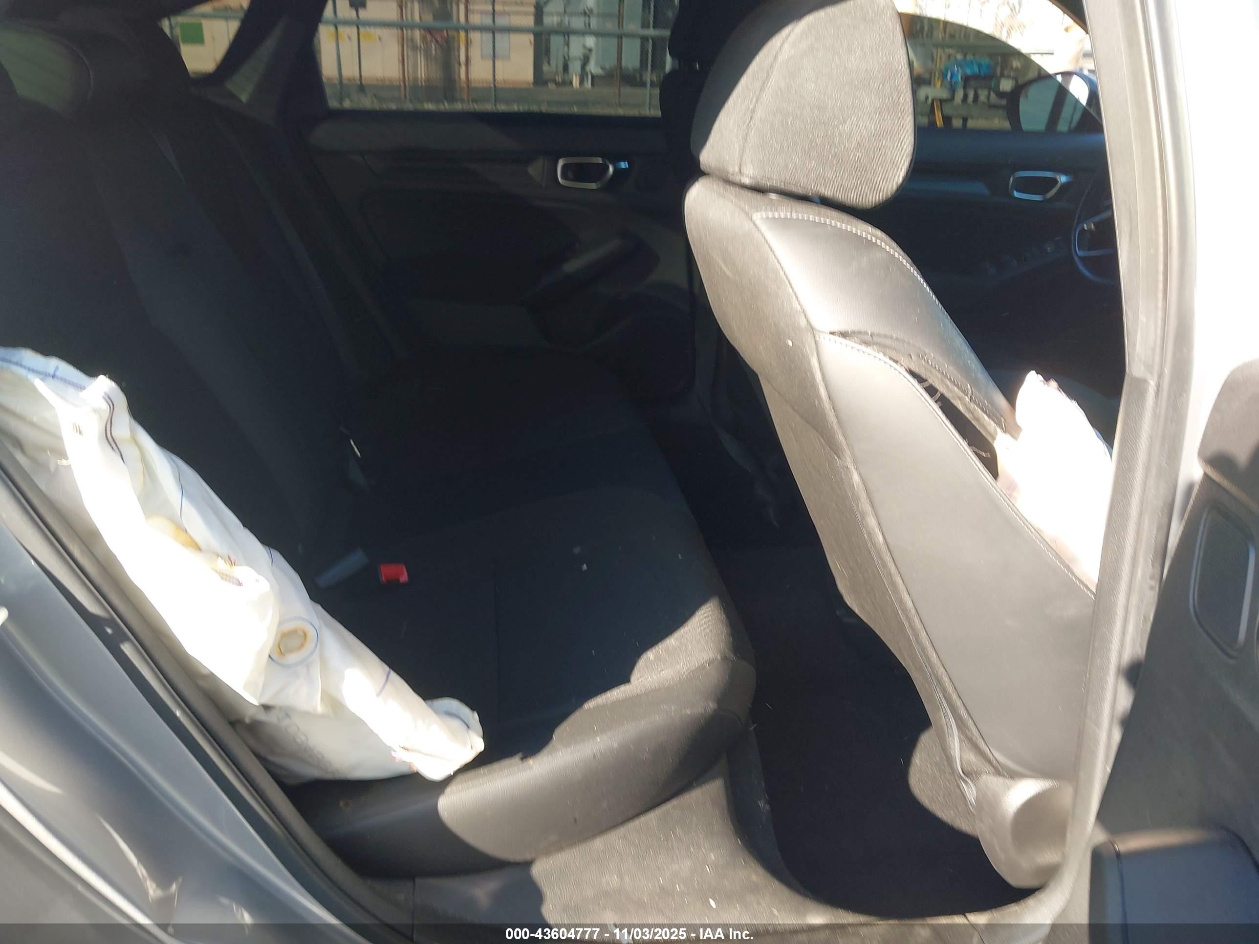 HONDA CIVIC image 8