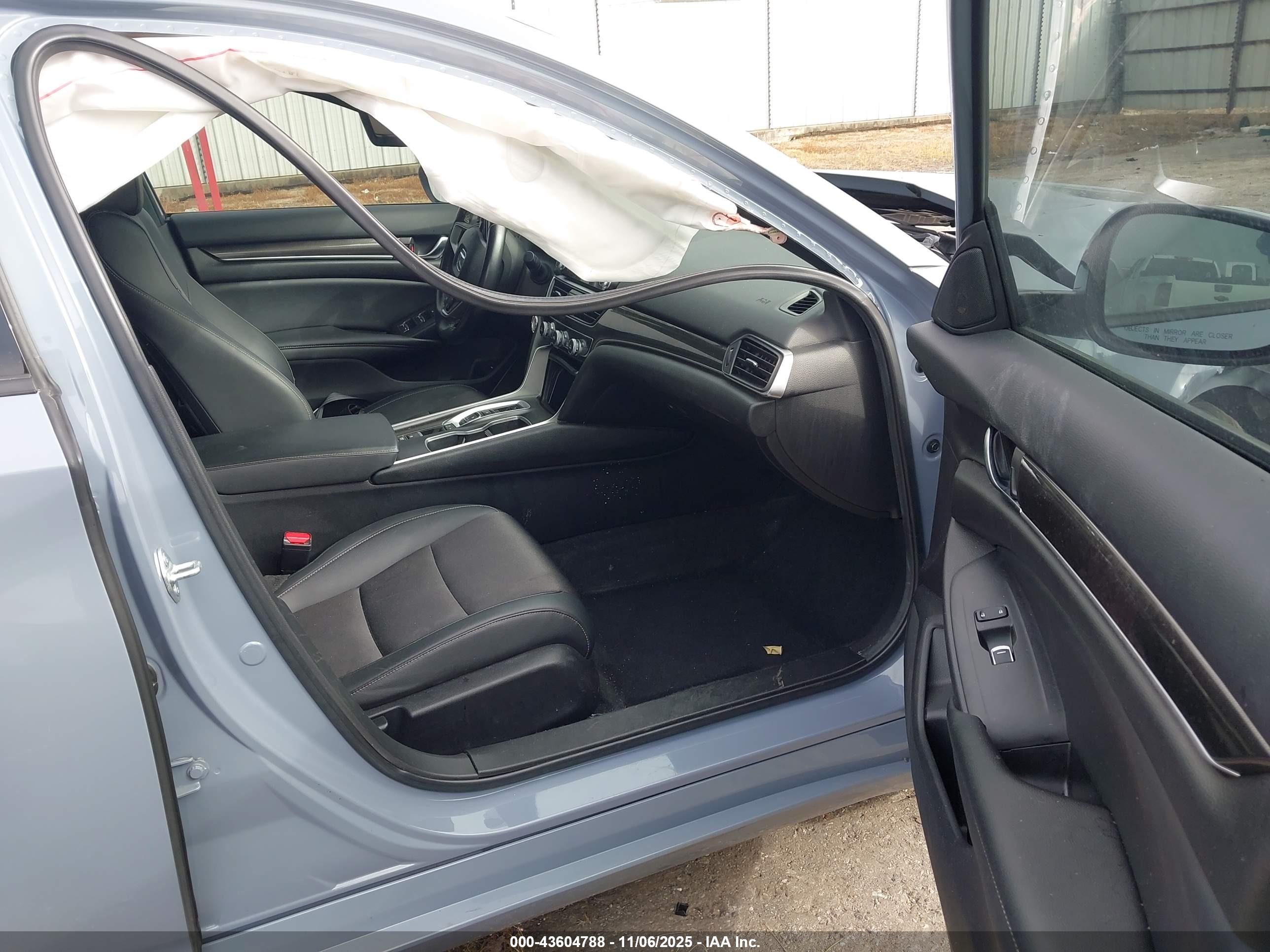 HONDA ACCORD image 5