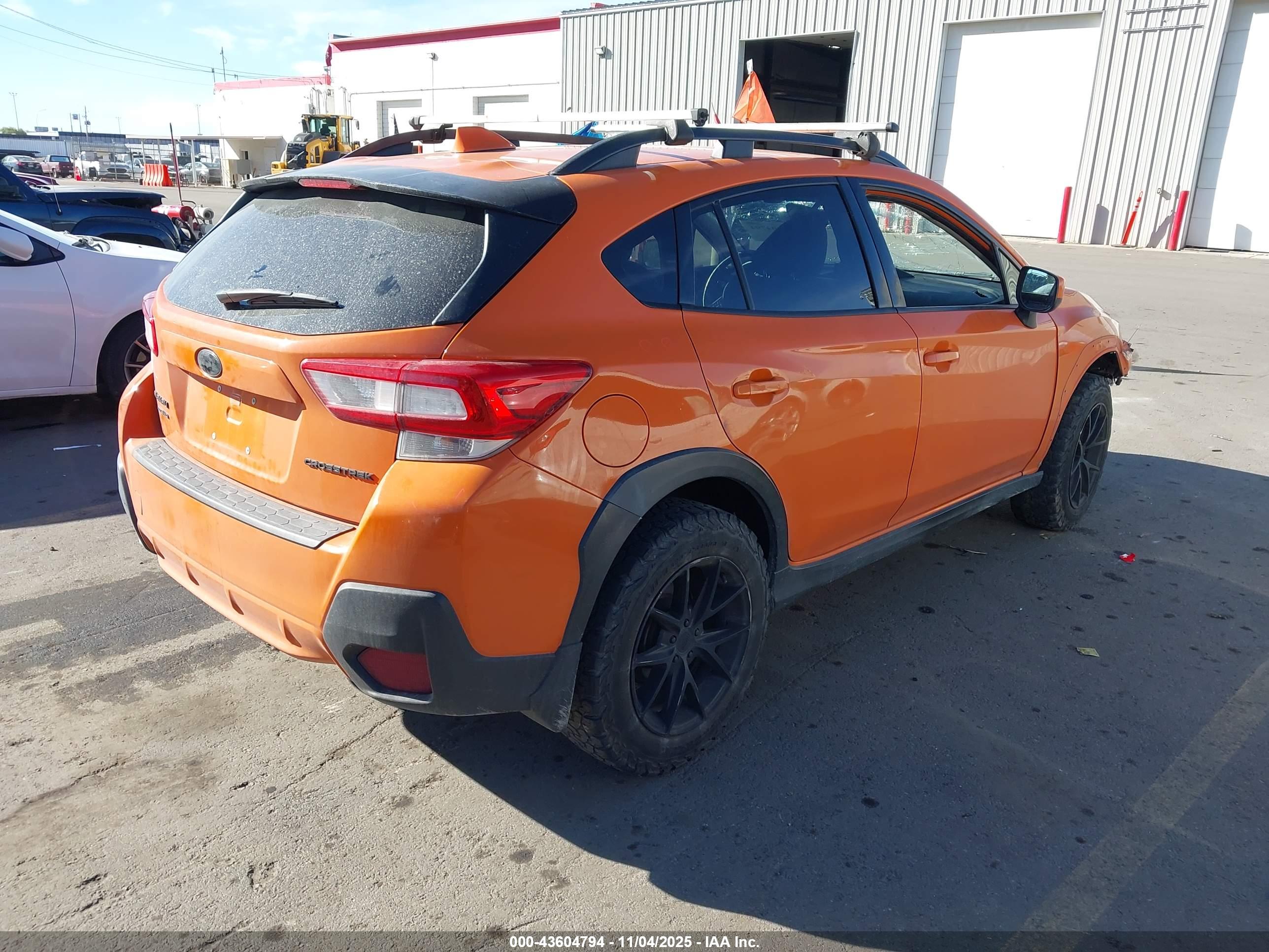 SUBARU CROSSTREK image 4
