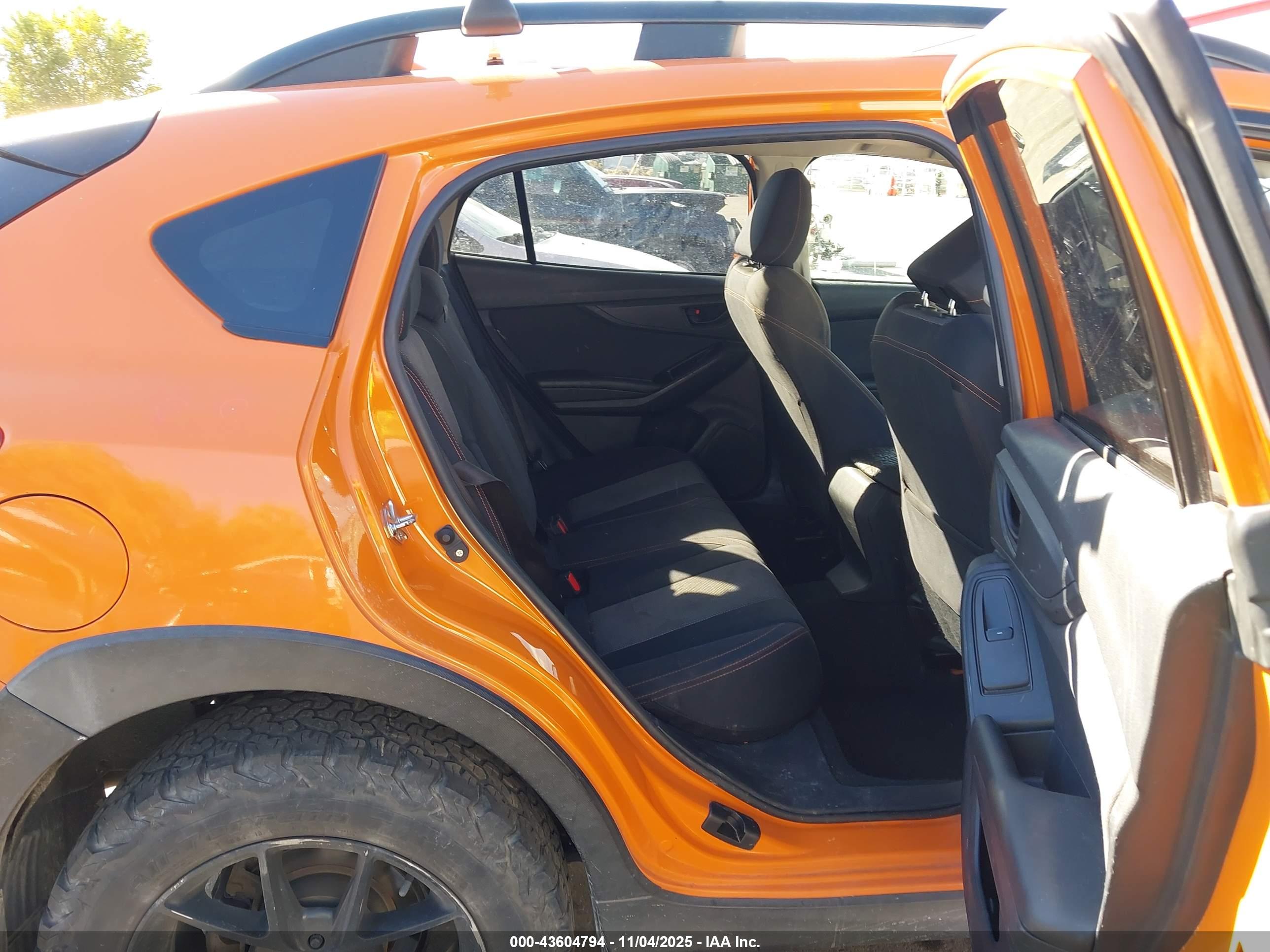 SUBARU CROSSTREK image 8