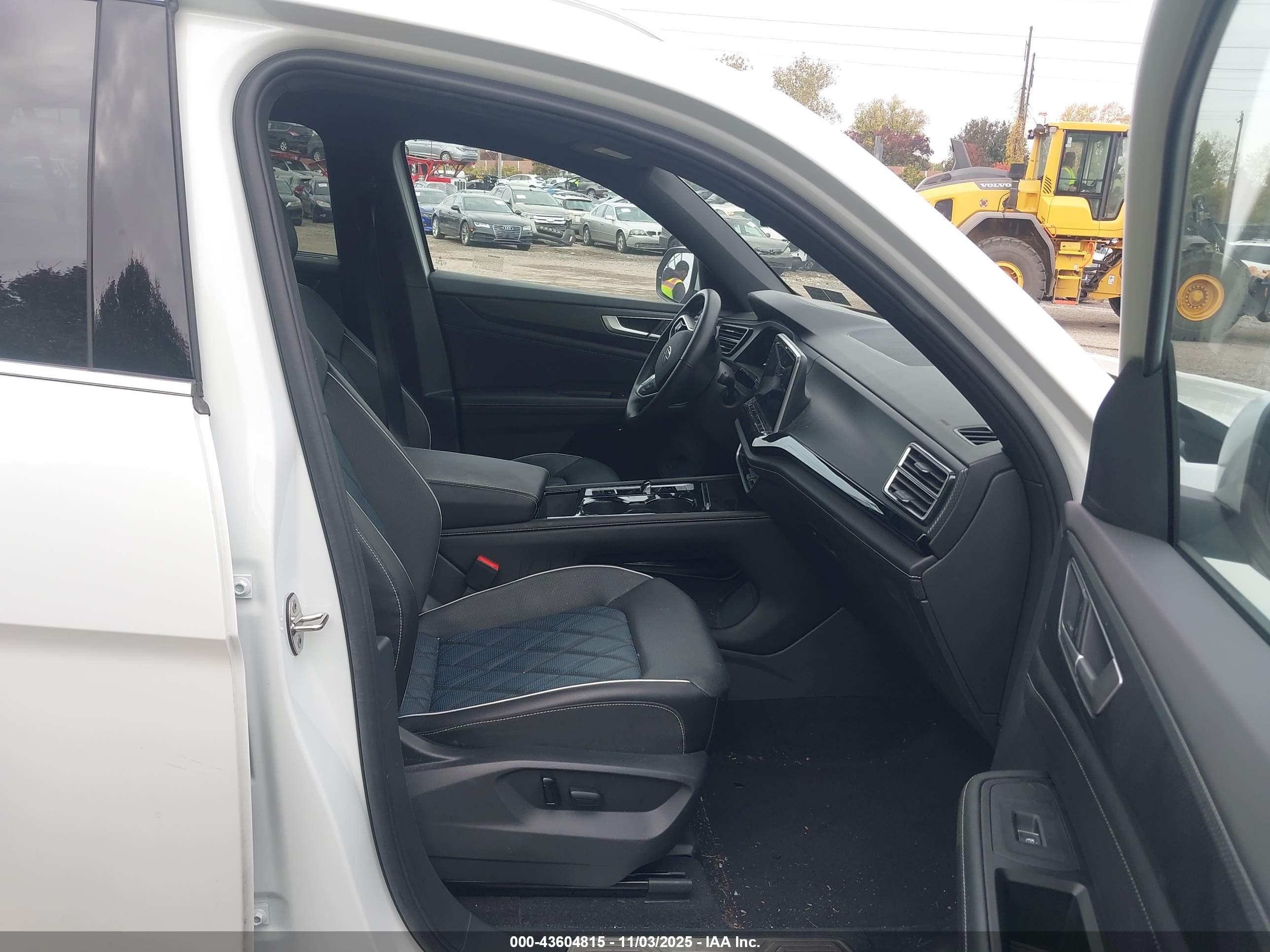 VOLKSWAGEN ATLAS image 5