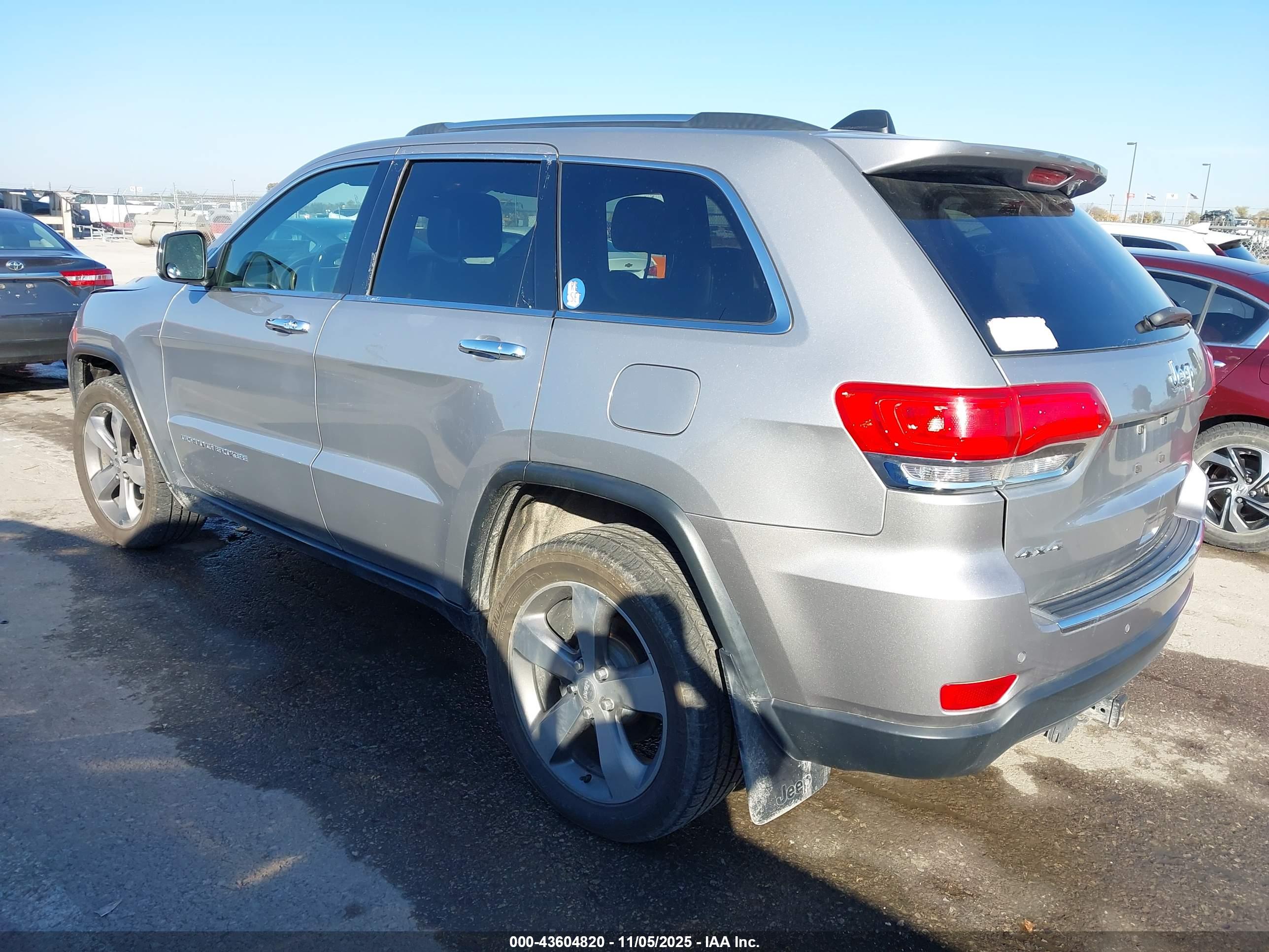 JEEP GRAND image 3