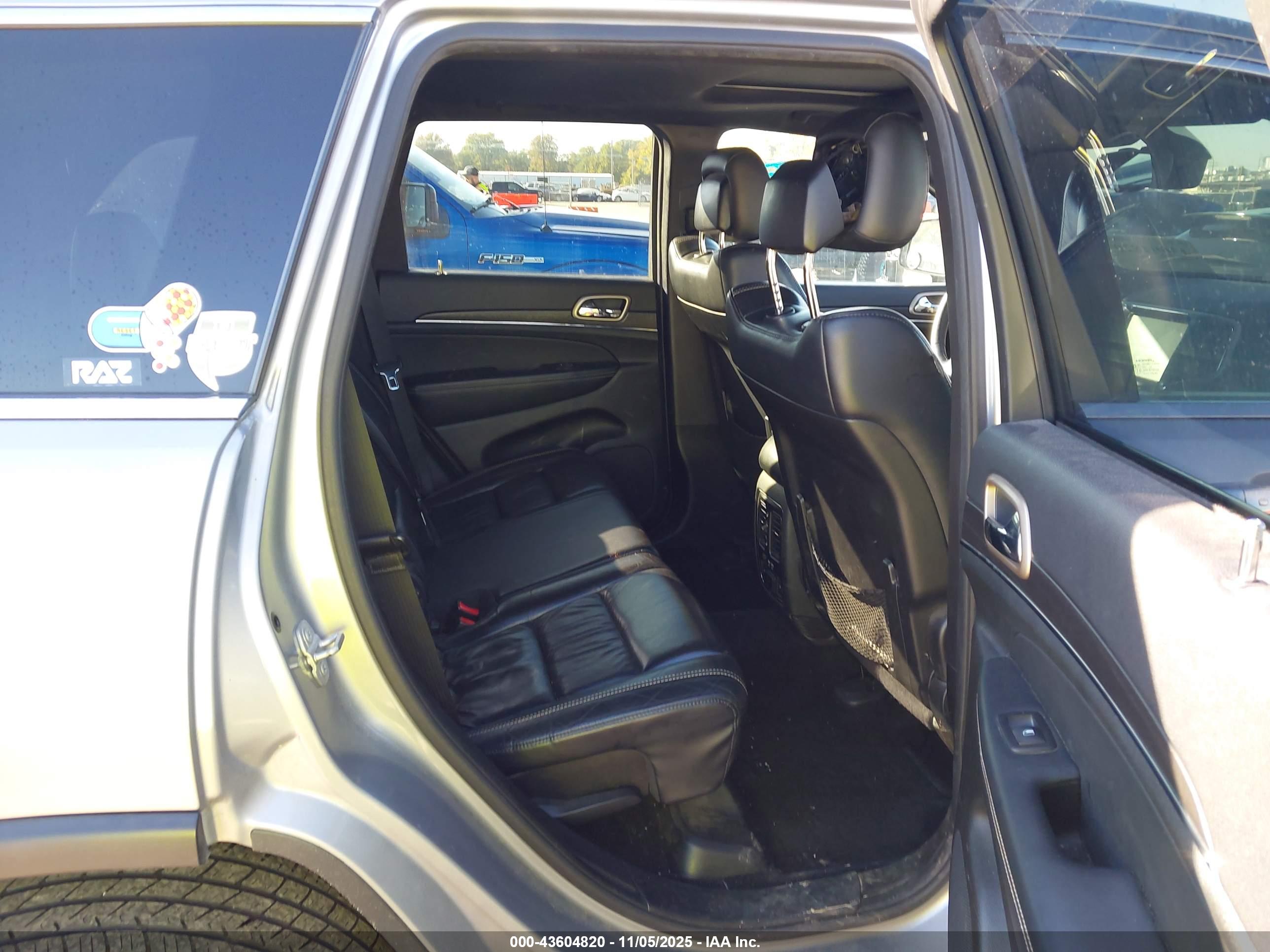 JEEP GRAND image 8