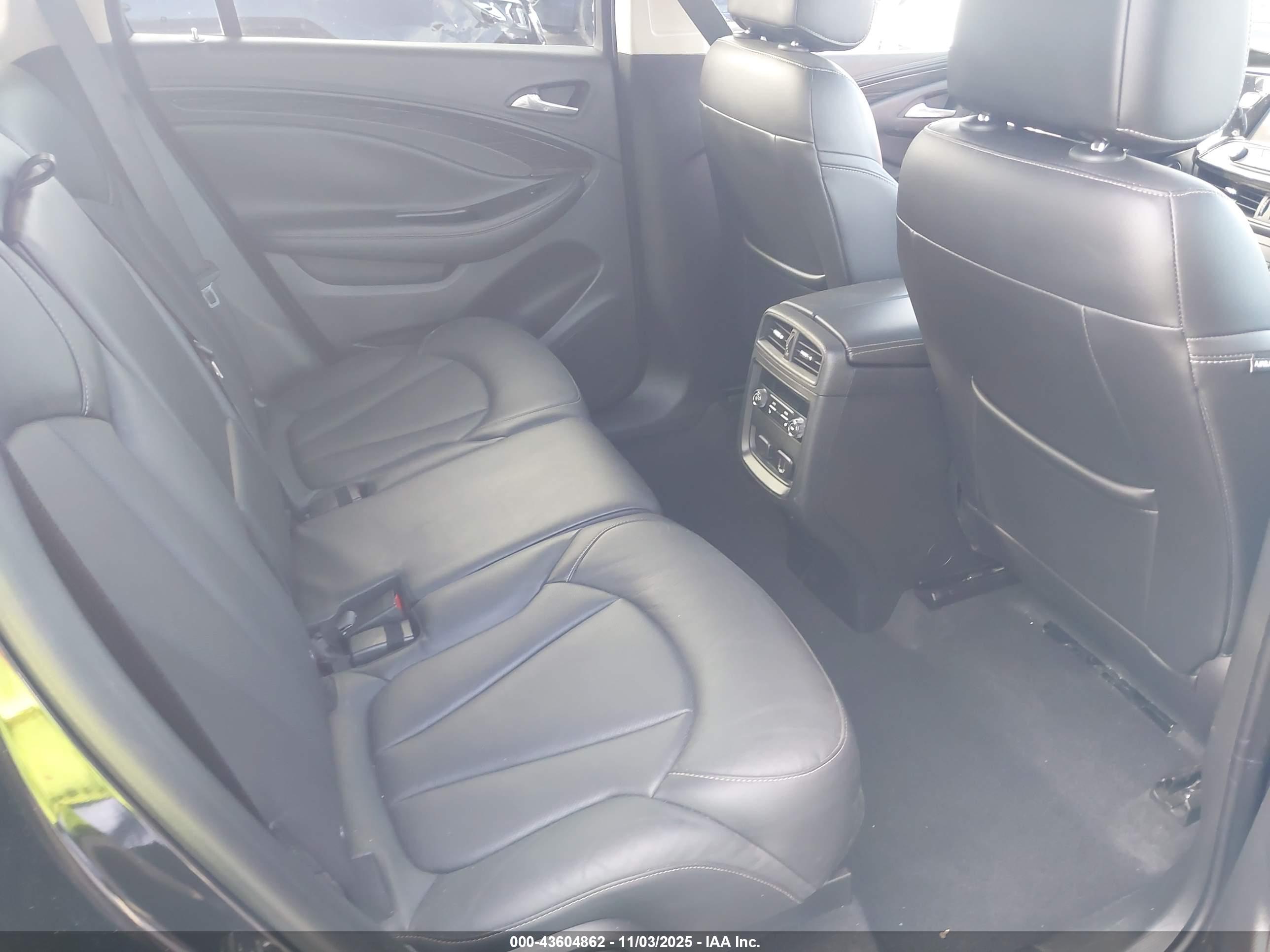 BUICK ENVISION image 8