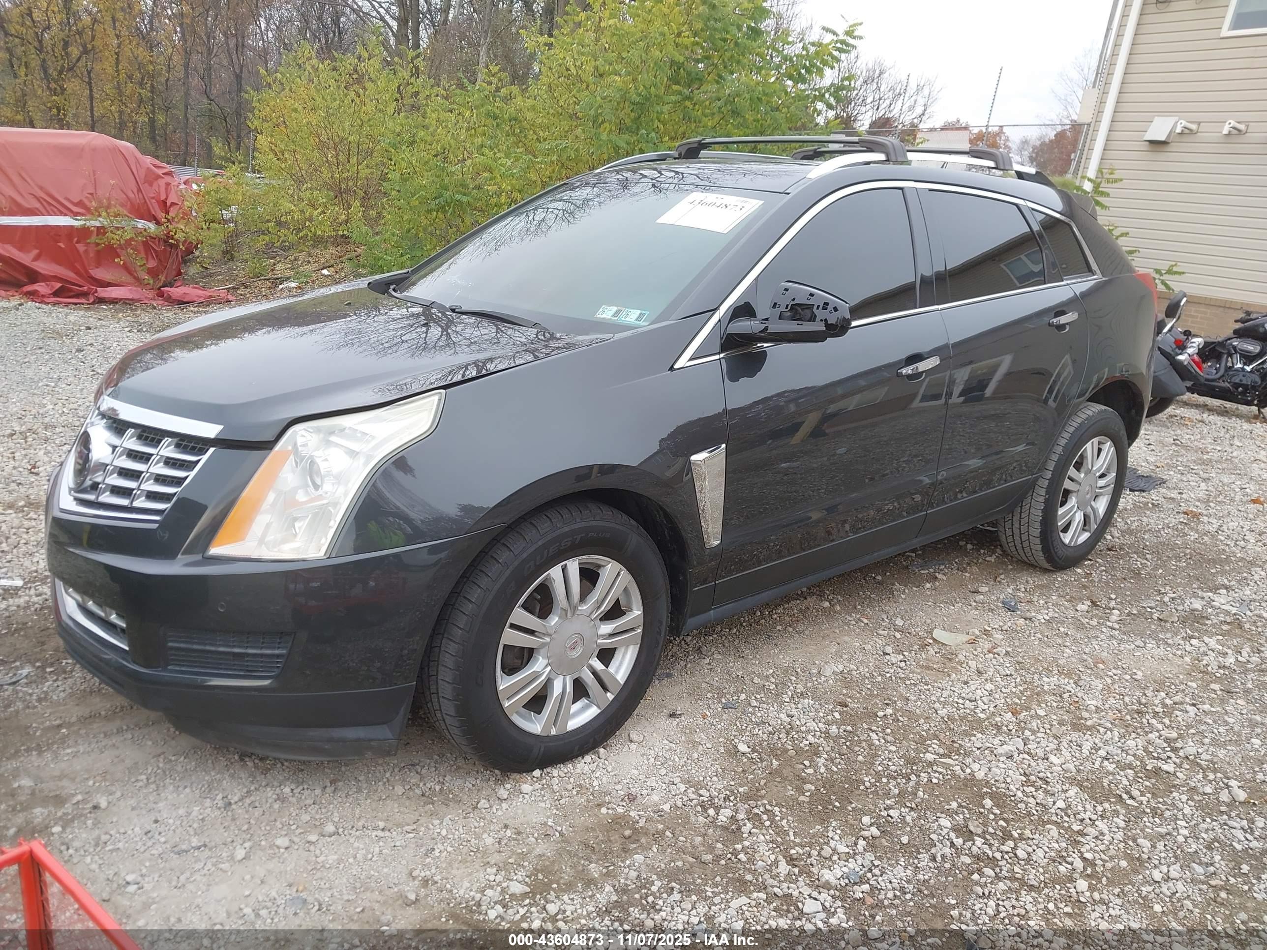 CADILLAC SRX image 2