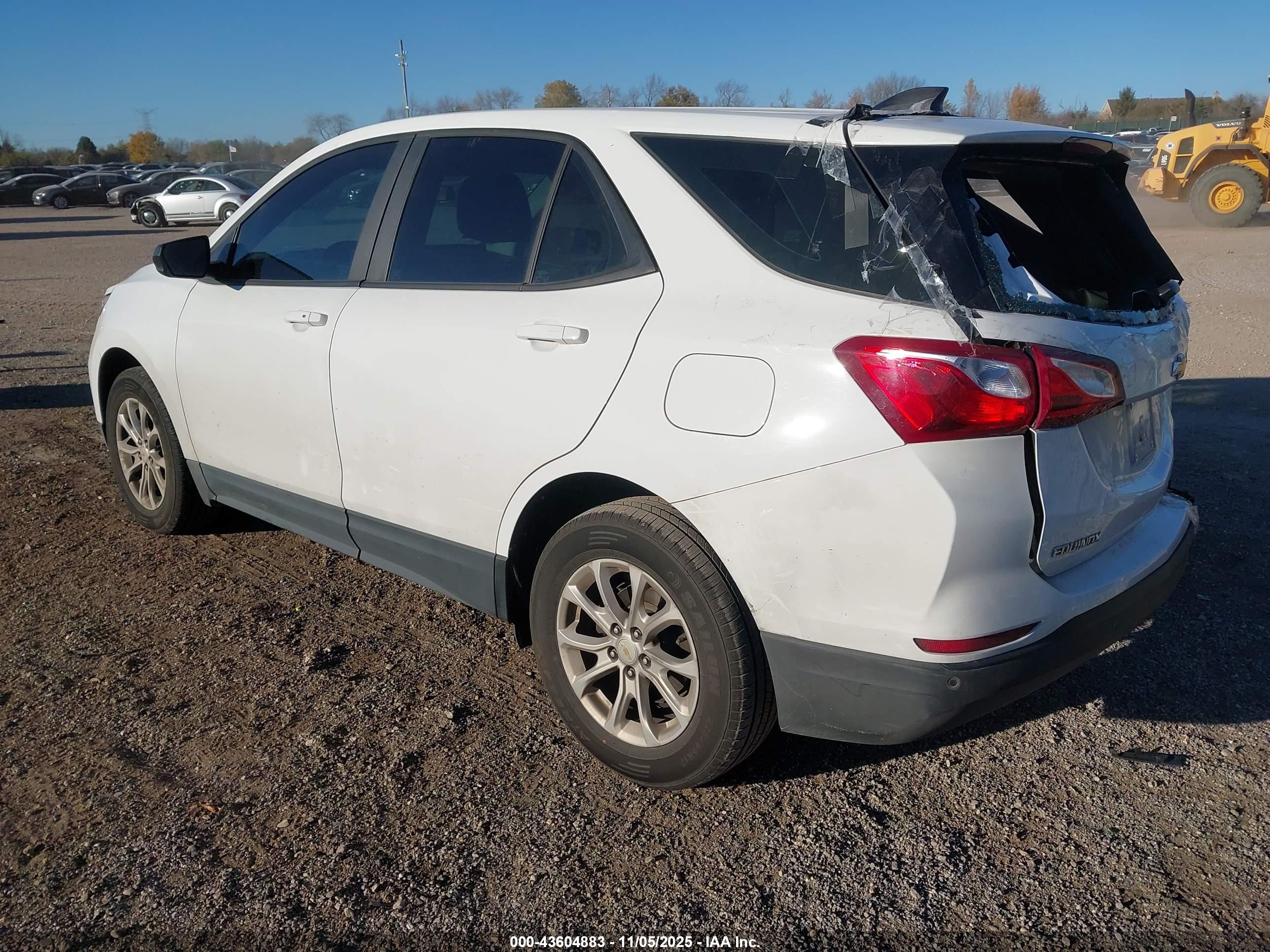 CHEVROLET EQUINOX image 3
