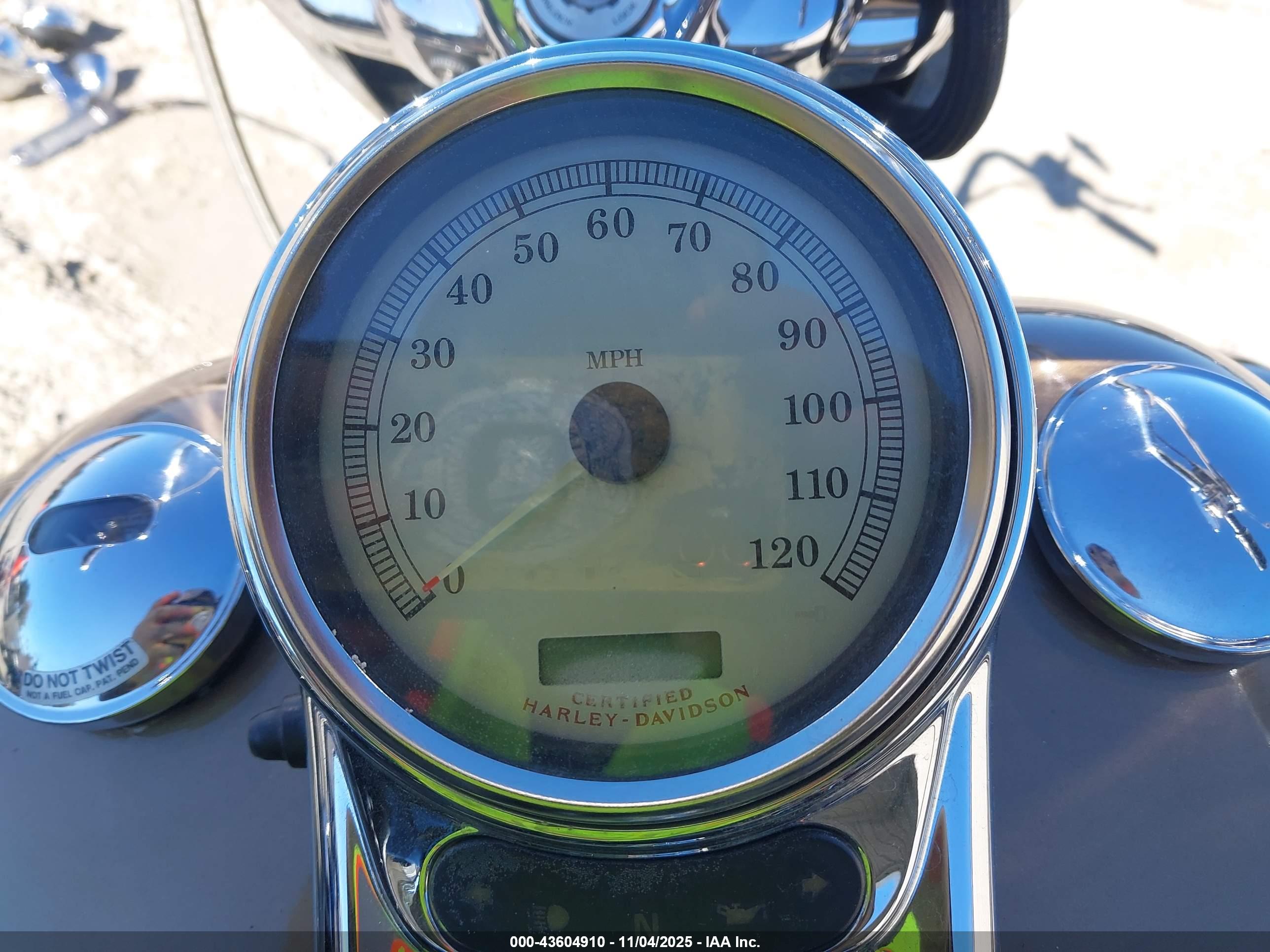 HARLEY-DAVIDSON FLHRSI image 7