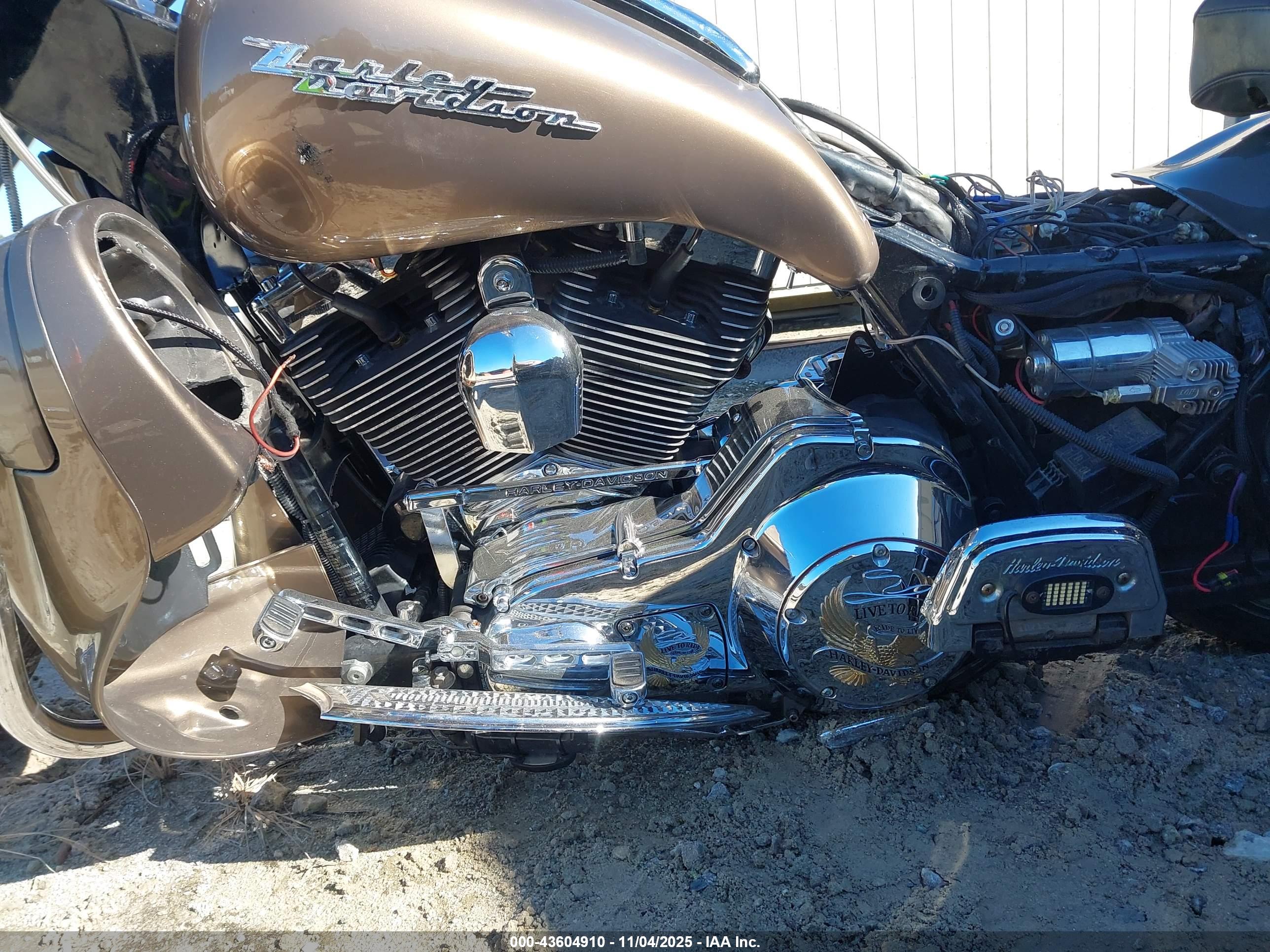 HARLEY-DAVIDSON FLHRSI image 9