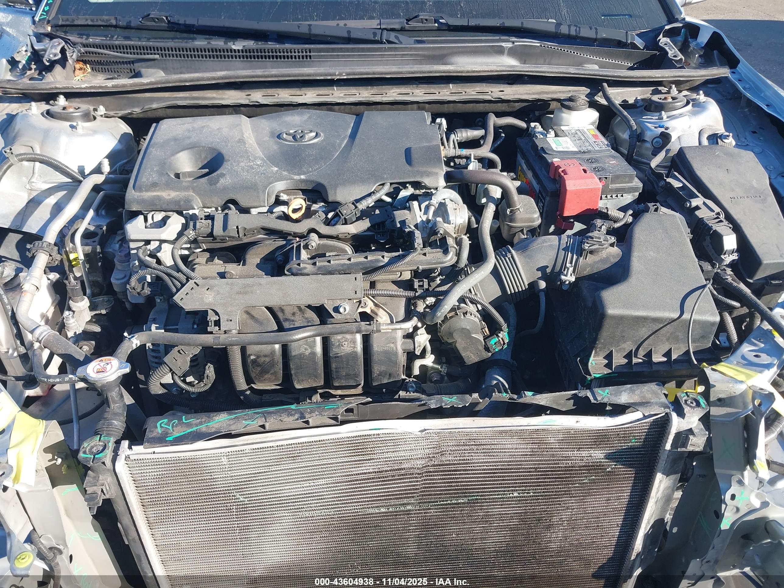 TOYOTA CAMRY image 10