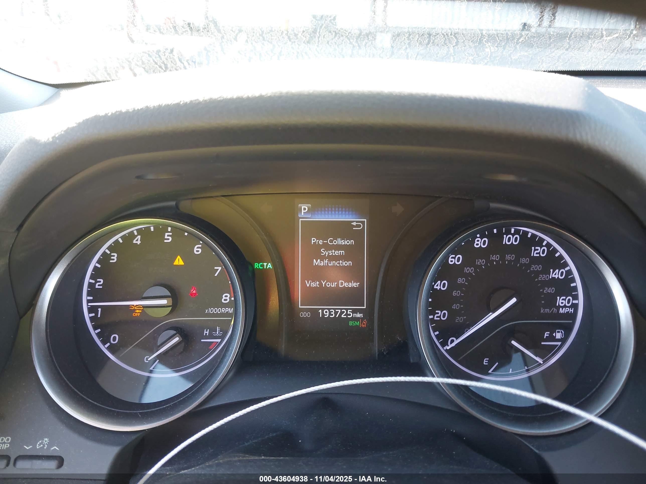 TOYOTA CAMRY image 7