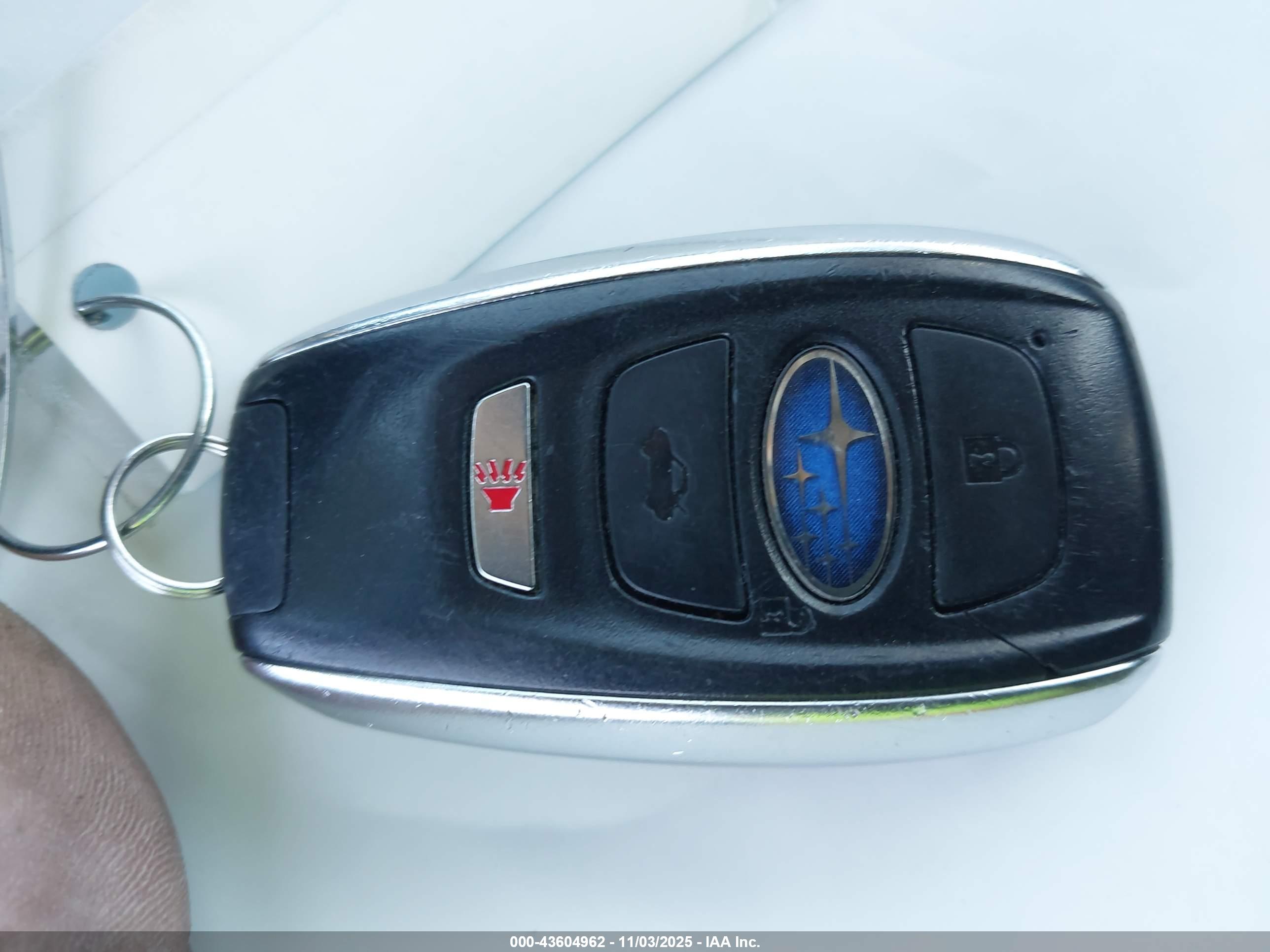 SUBARU OUTBACK image 11