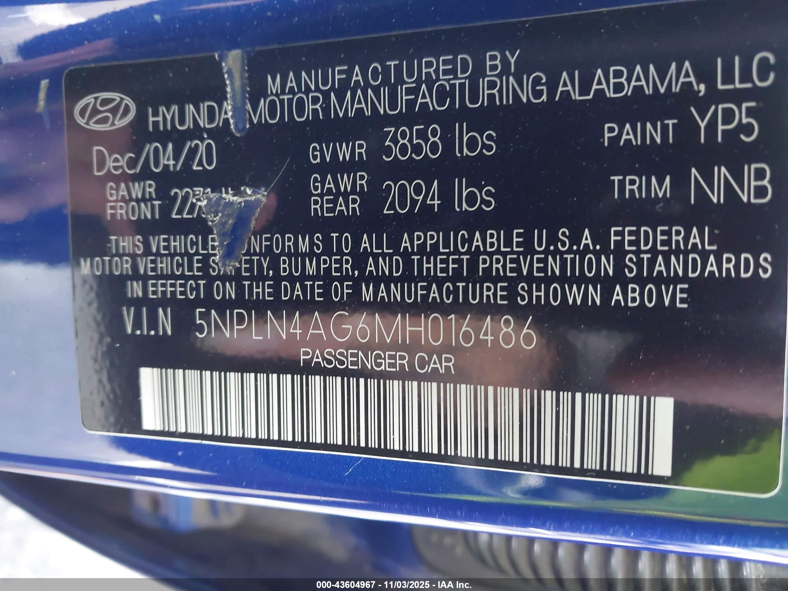 HYUNDAI ELANTRA image 9