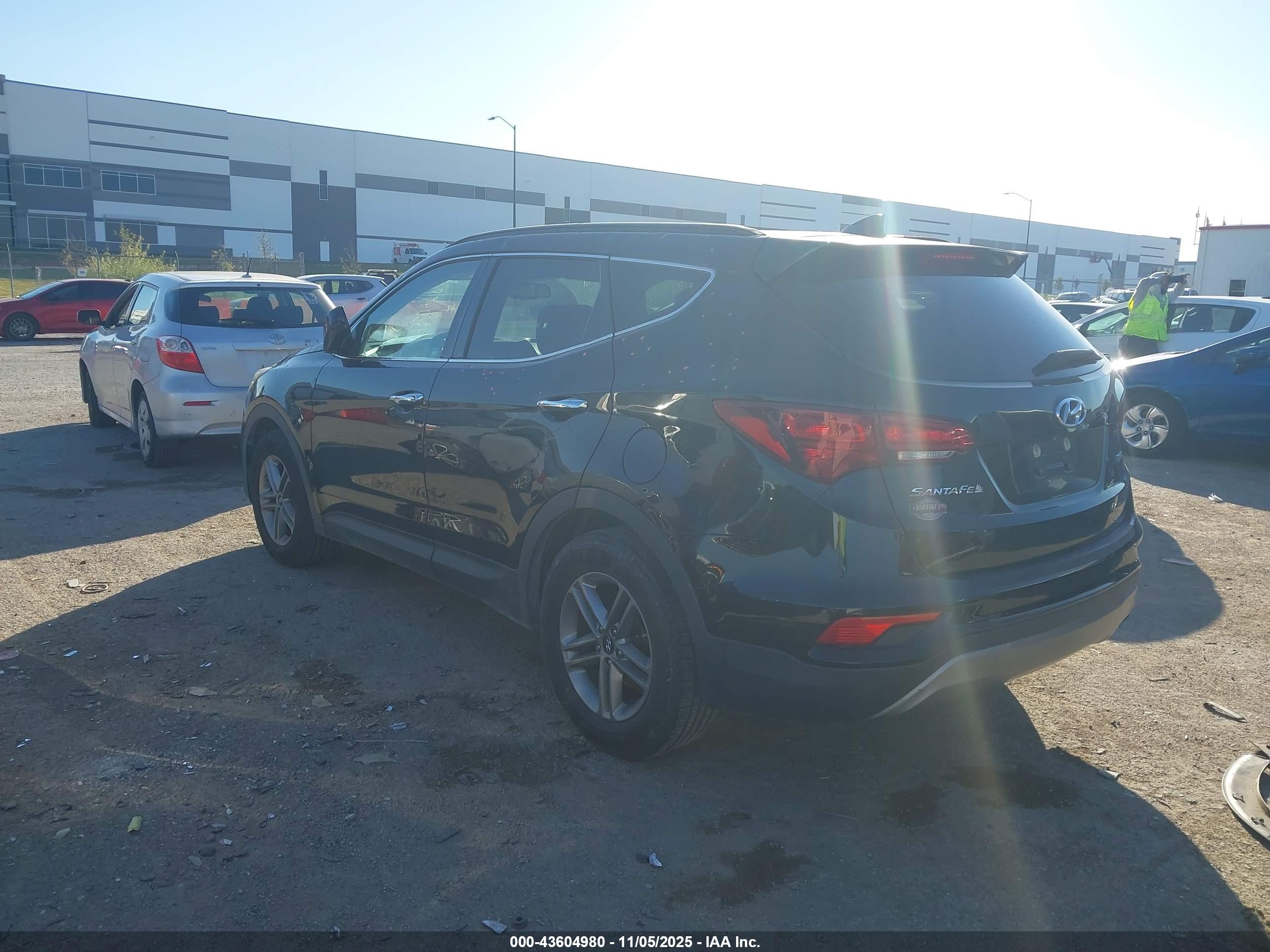 HYUNDAI SANTA image 3