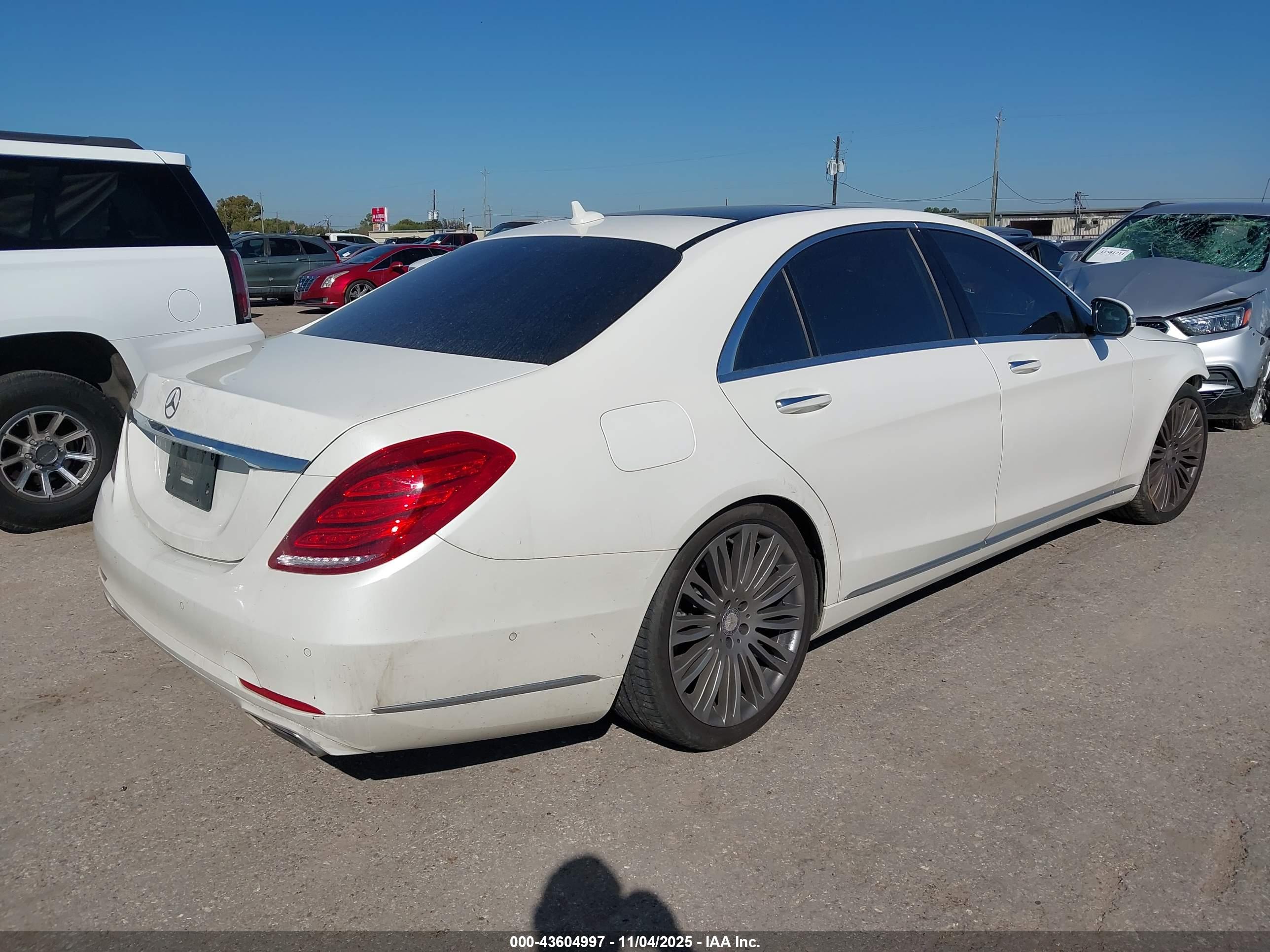 MERCEDES-BENZ S image 4
