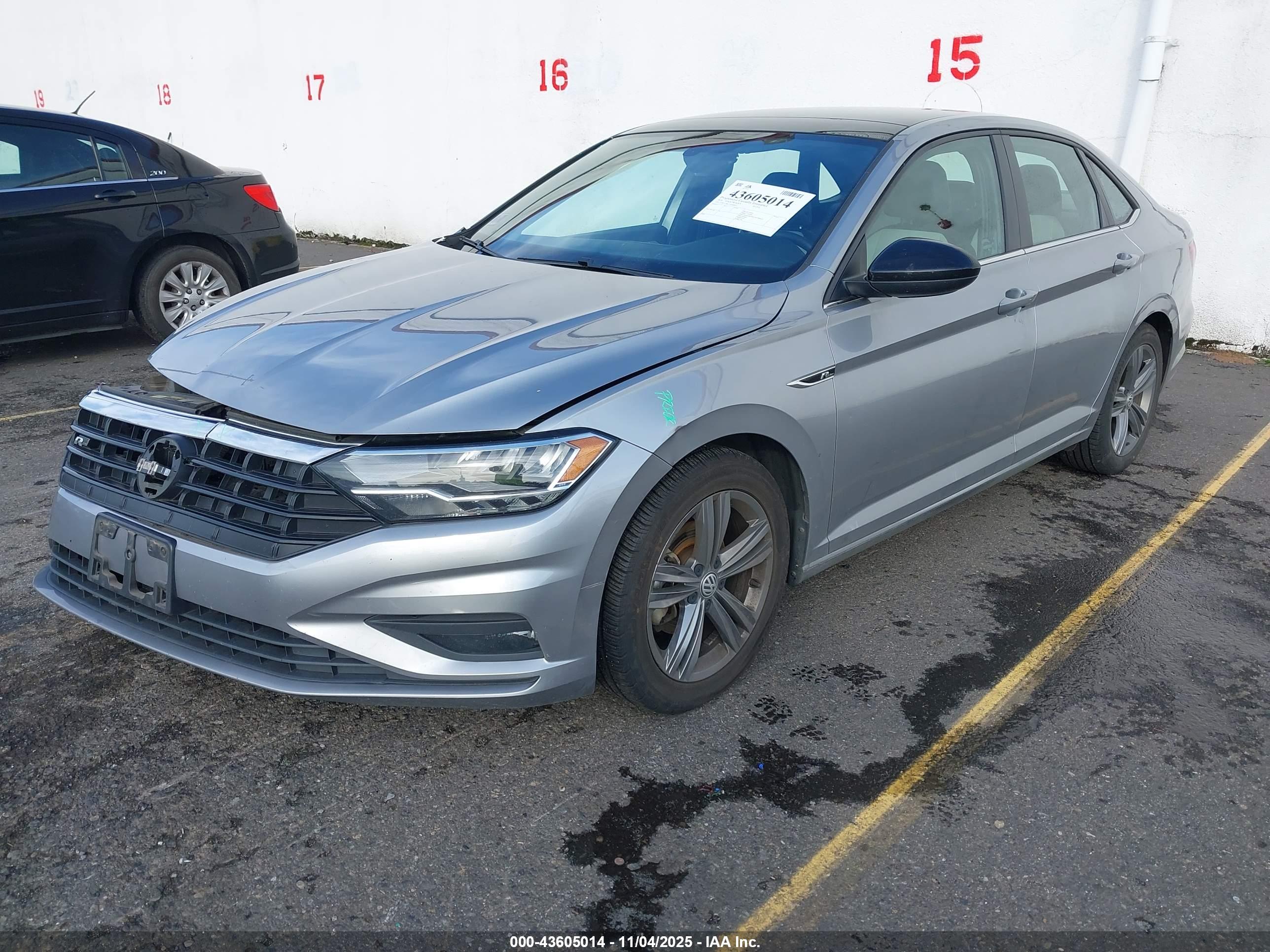 VOLKSWAGEN JETTA image 2