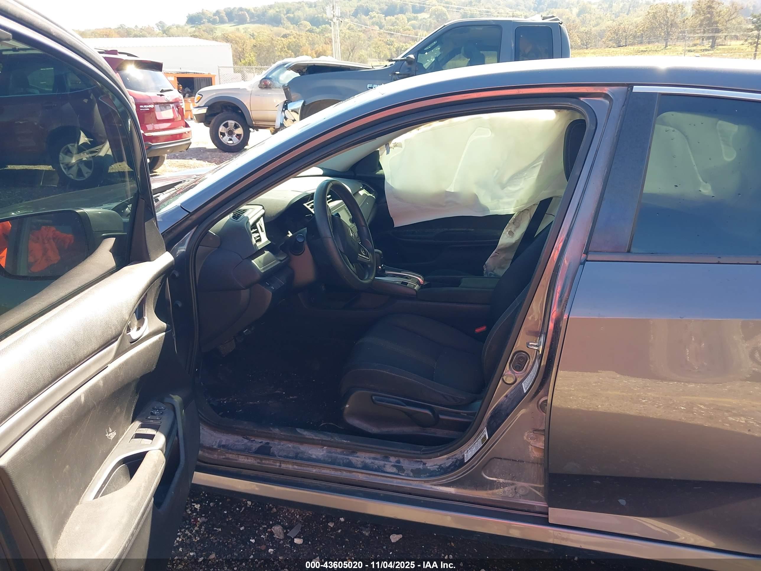 HONDA CIVIC image 5