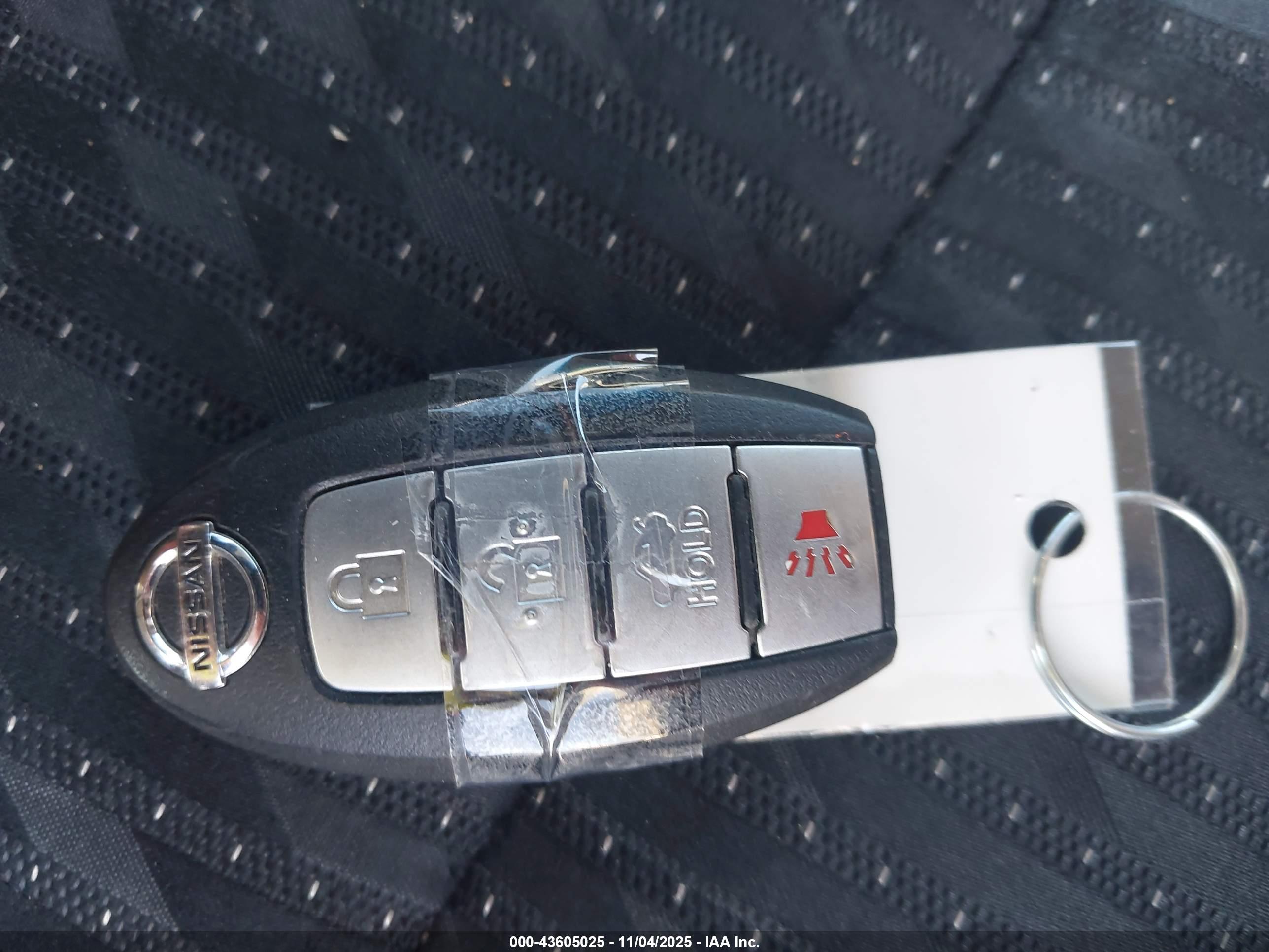 NISSAN ALTIMA image 11