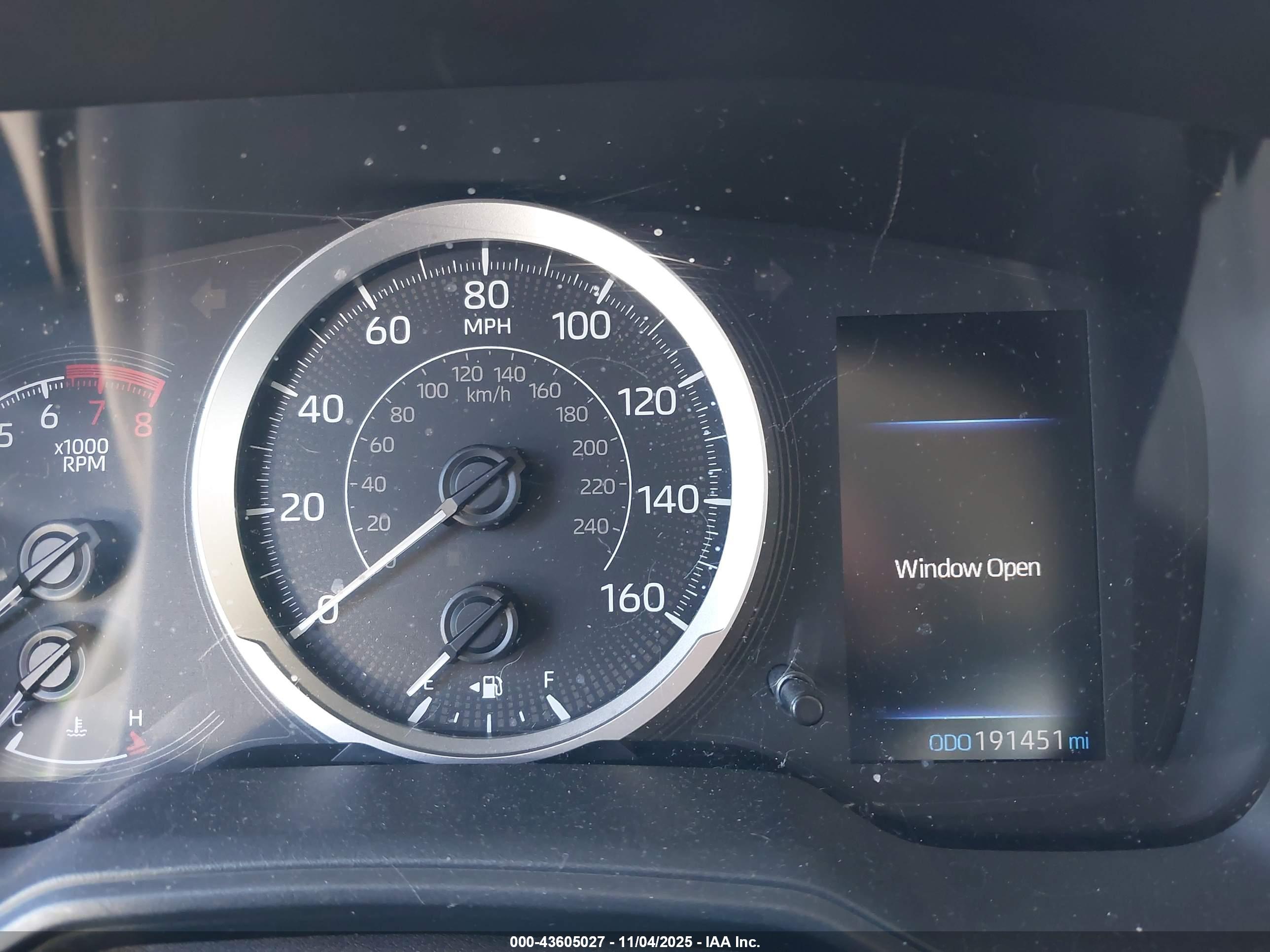 TOYOTA COROLLA image 7