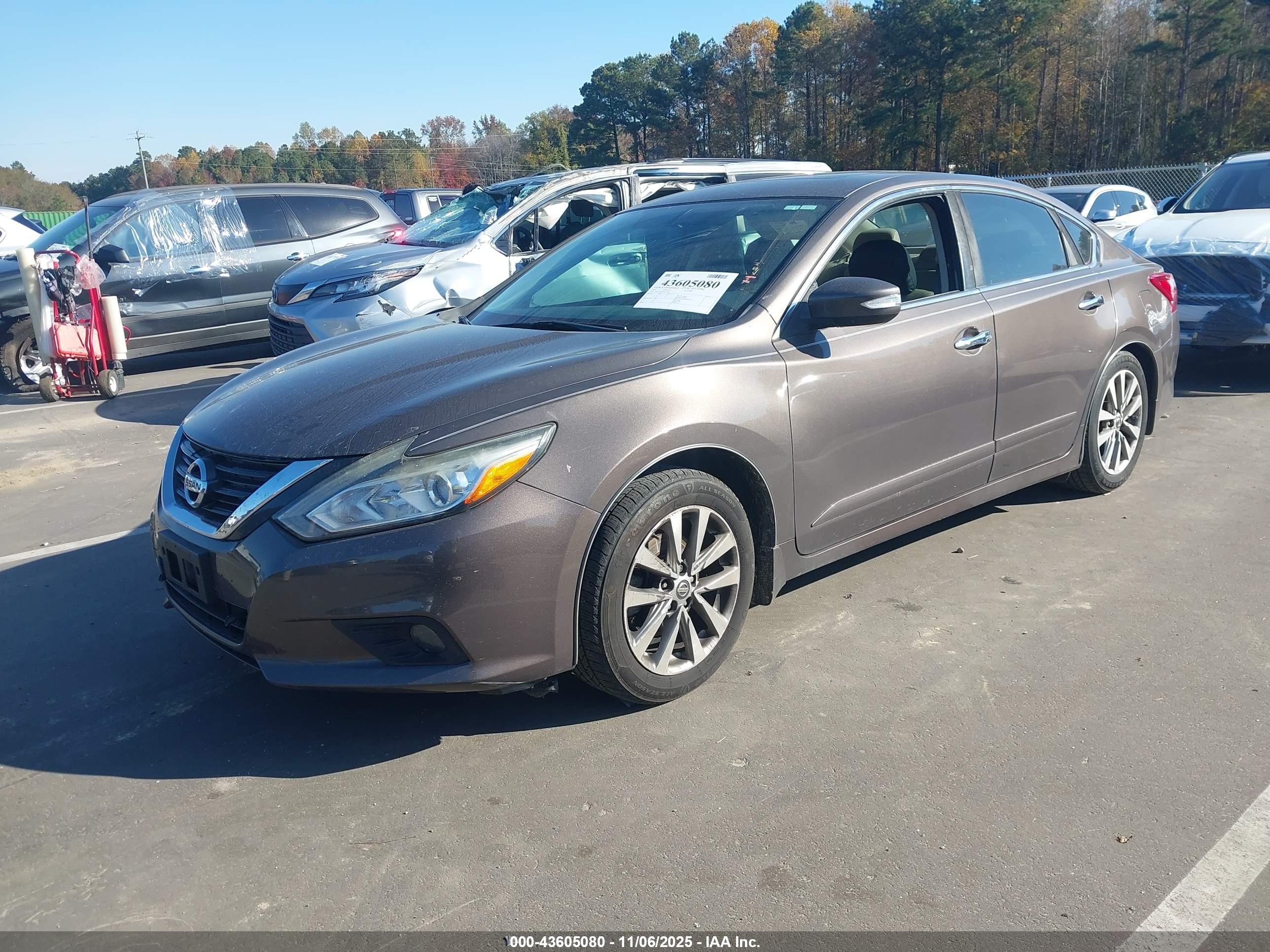 NISSAN ALTIMA image 2