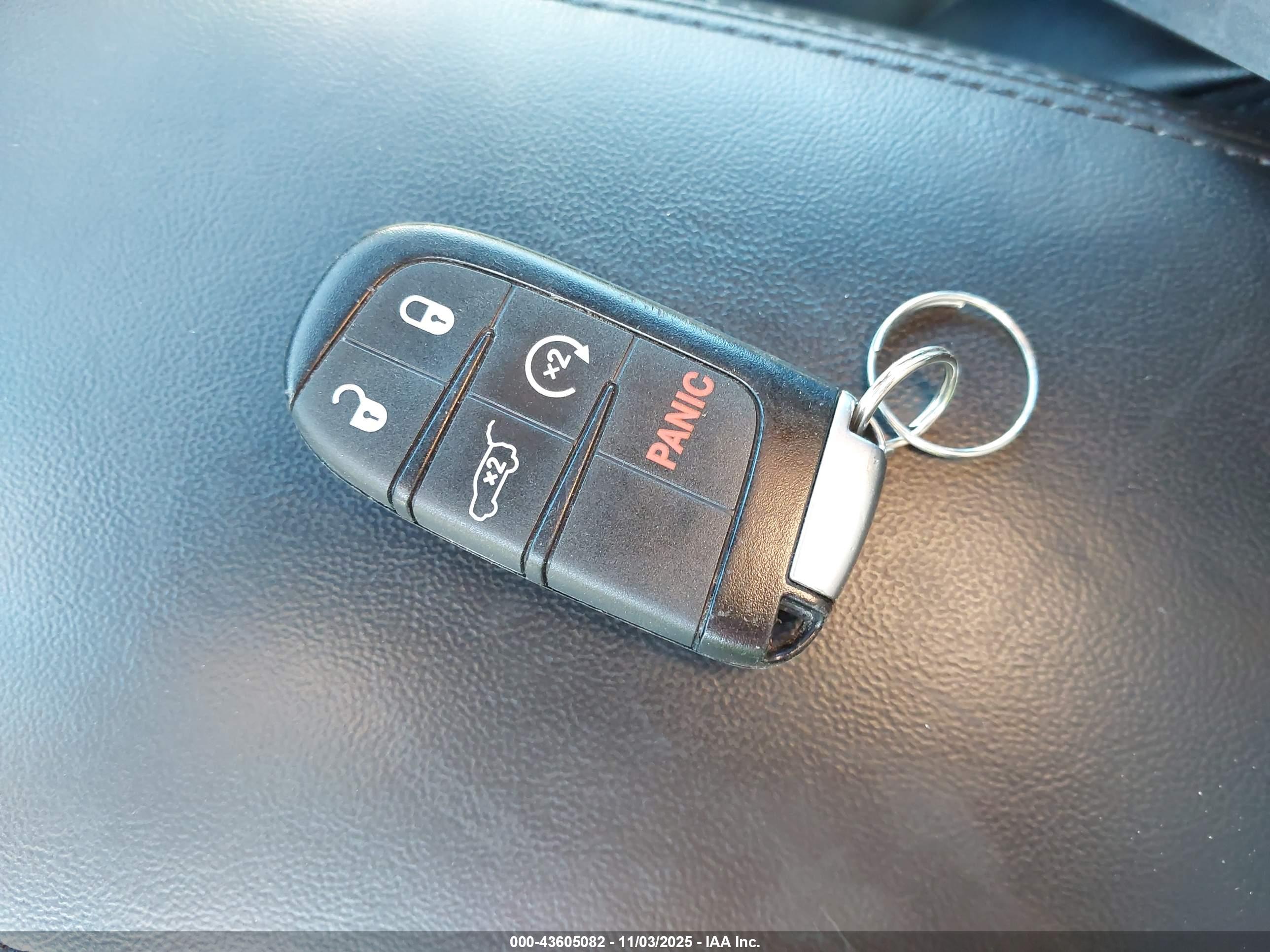 JEEP GRAND image 11