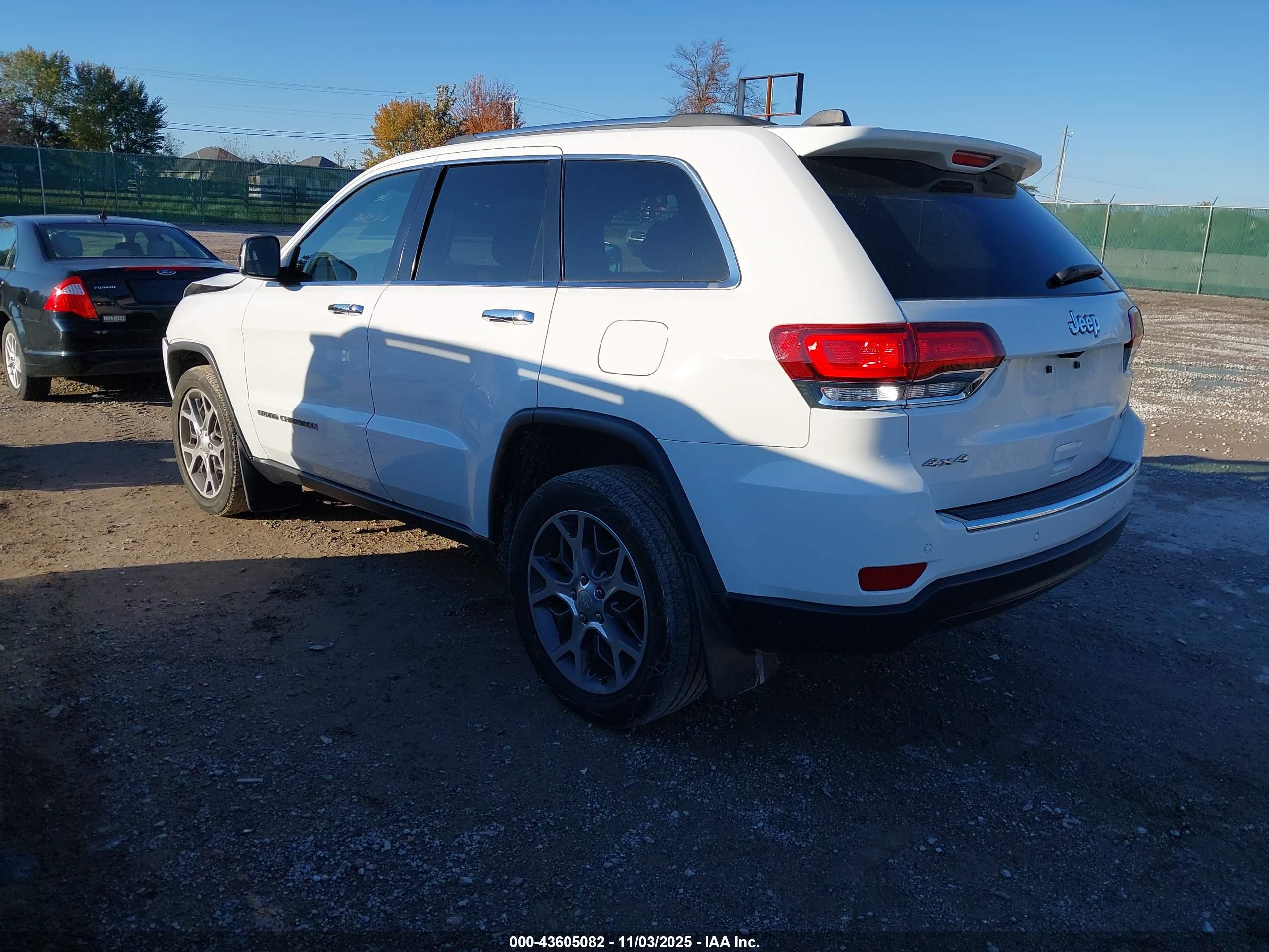 JEEP GRAND image 3