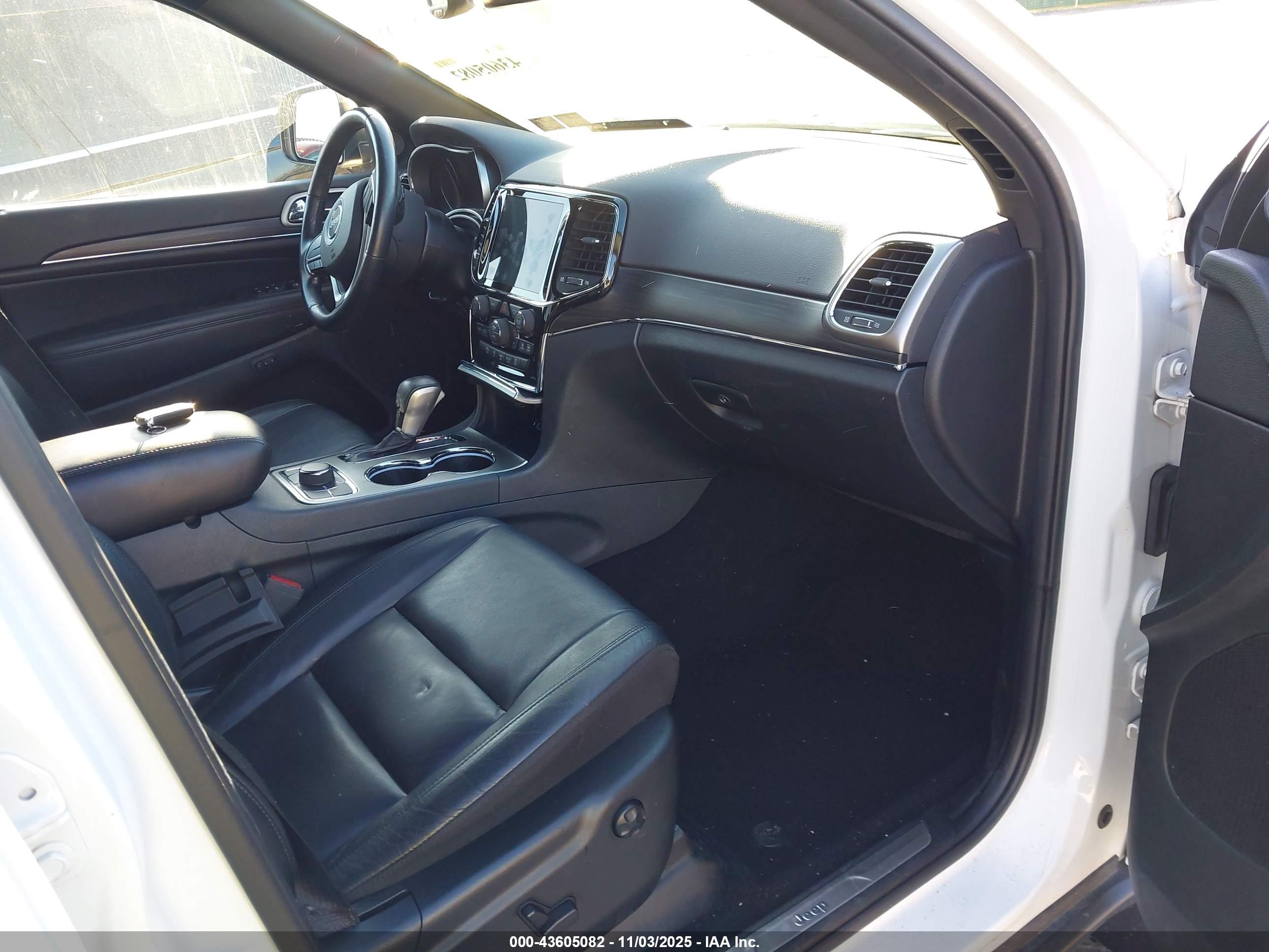 JEEP GRAND image 5