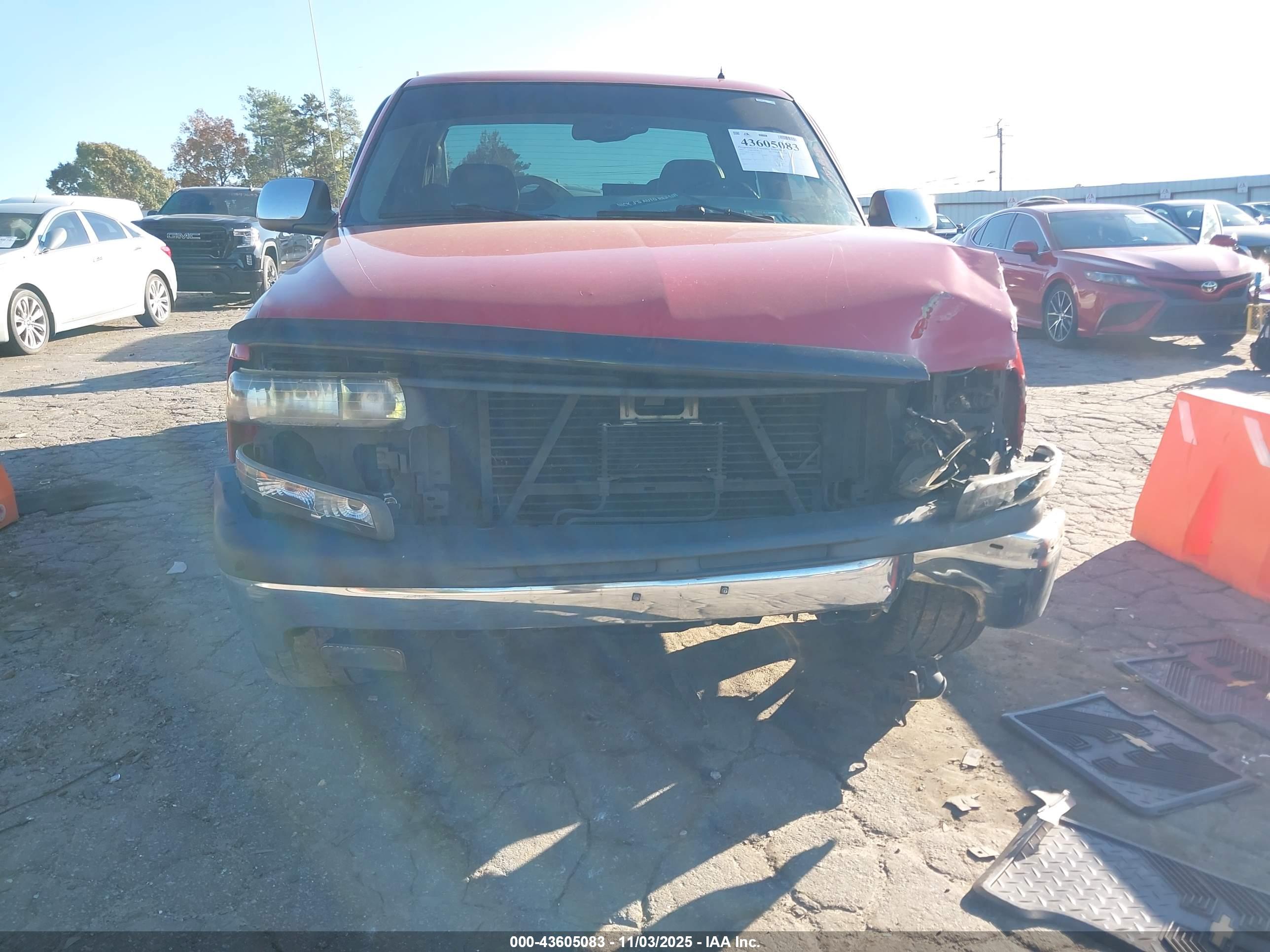 CHEVROLET SILVERADO image 6