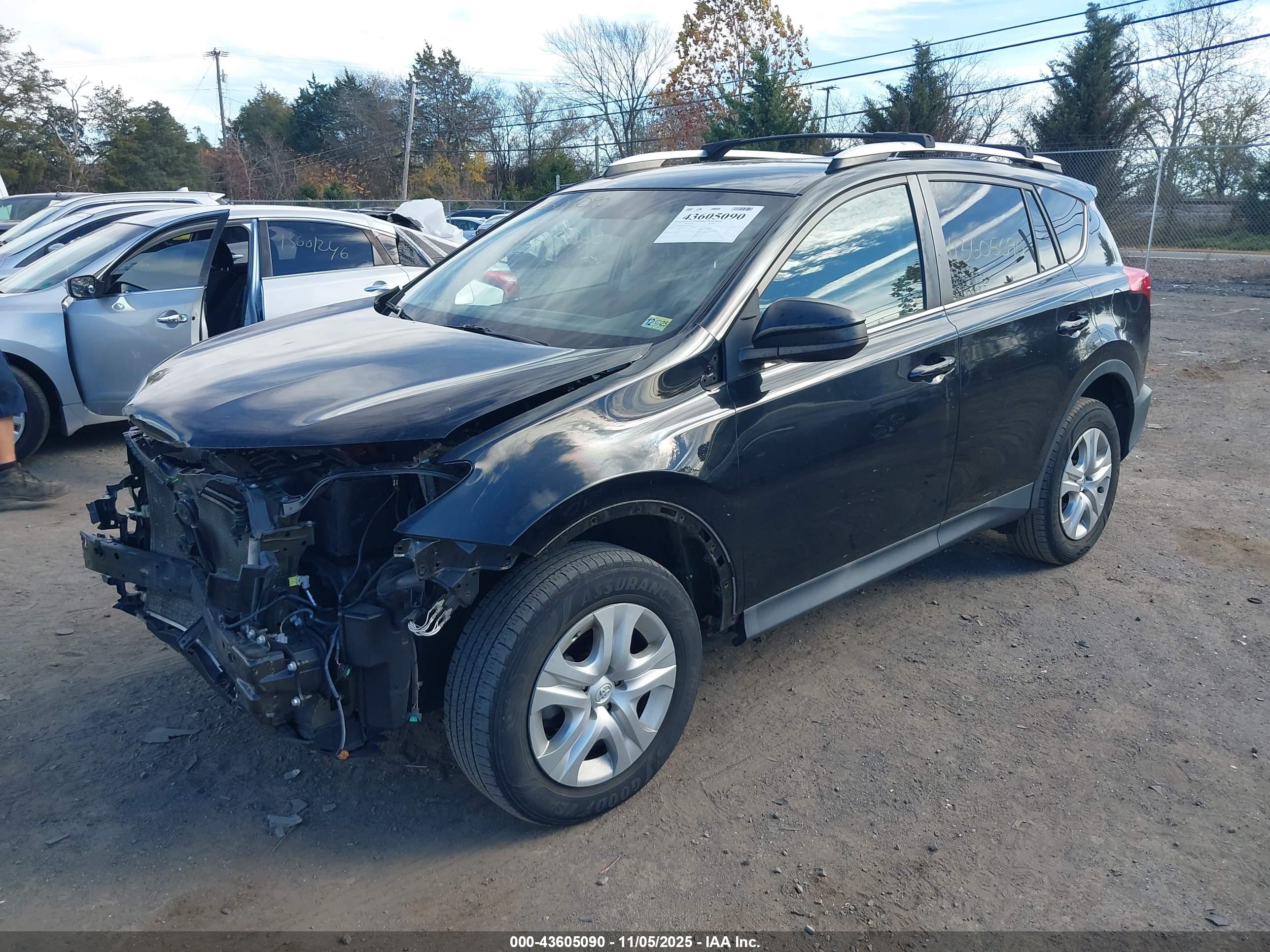 TOYOTA RAV4 image 2