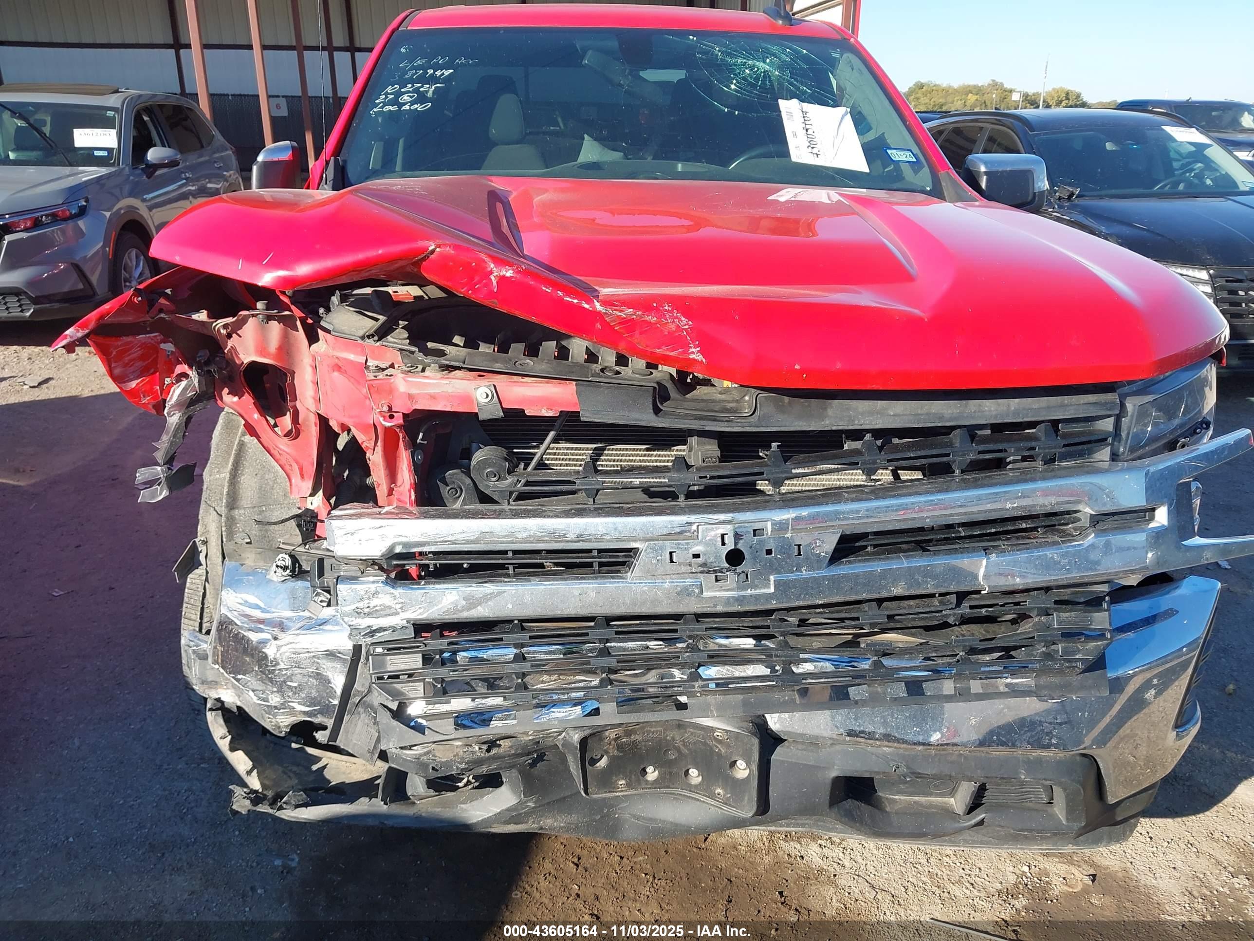 CHEVROLET SILVERADO image 6