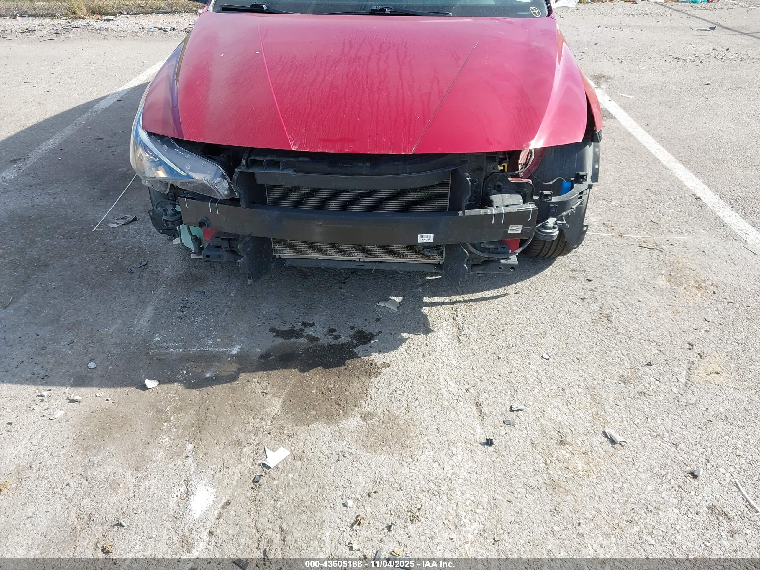 HYUNDAI ELANTRA image 6