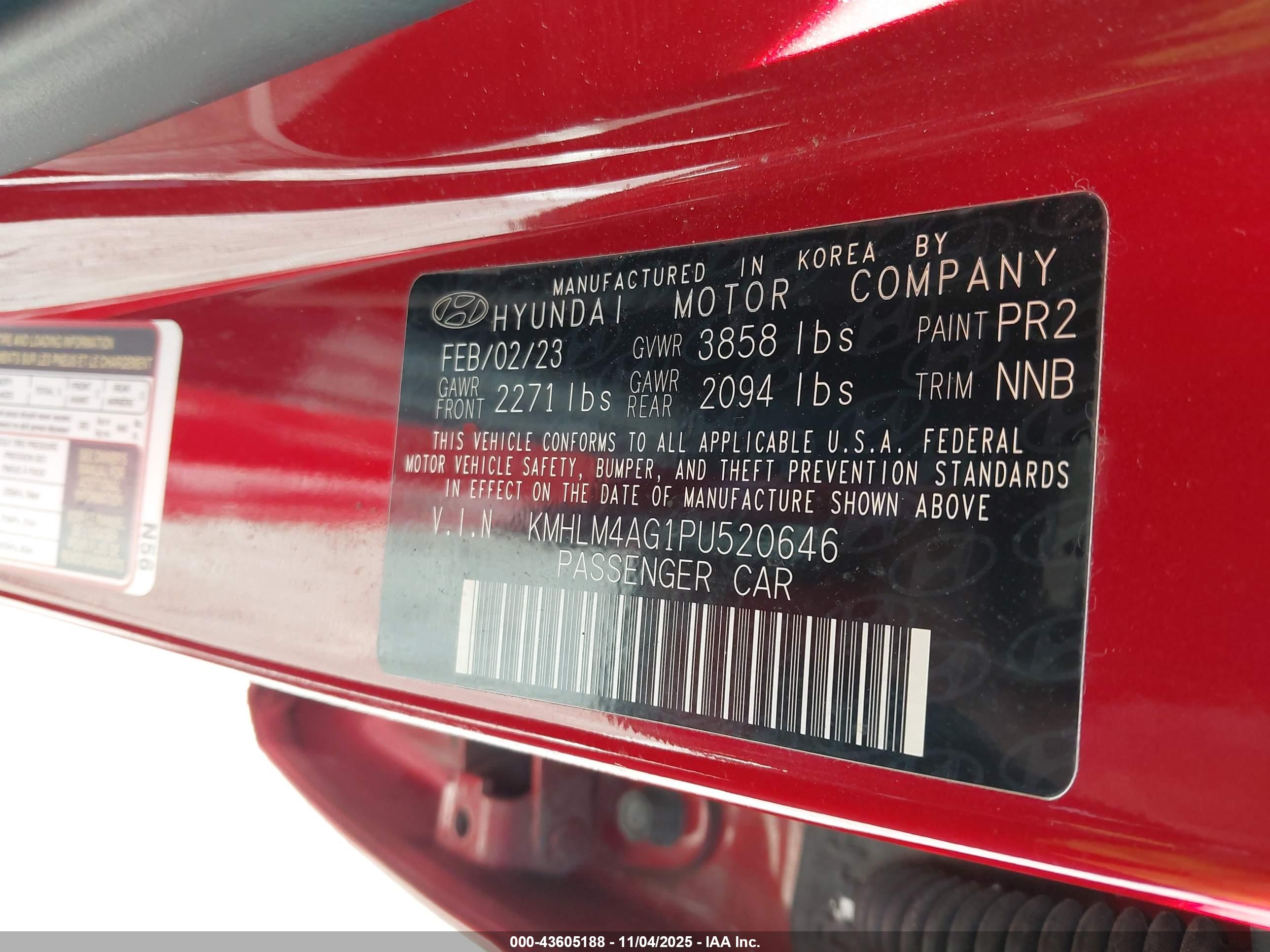 HYUNDAI ELANTRA image 9