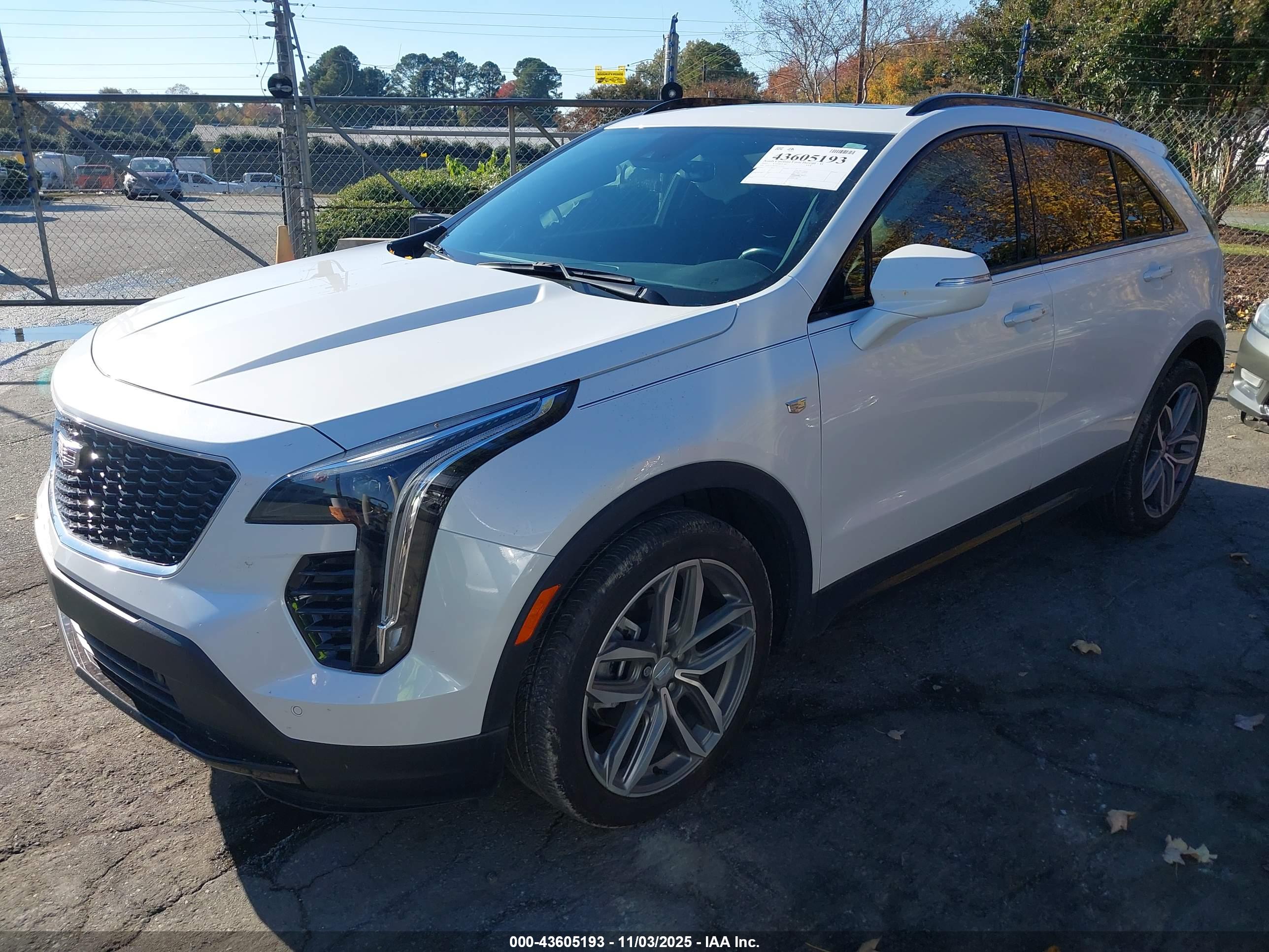 CADILLAC XT4 image 2