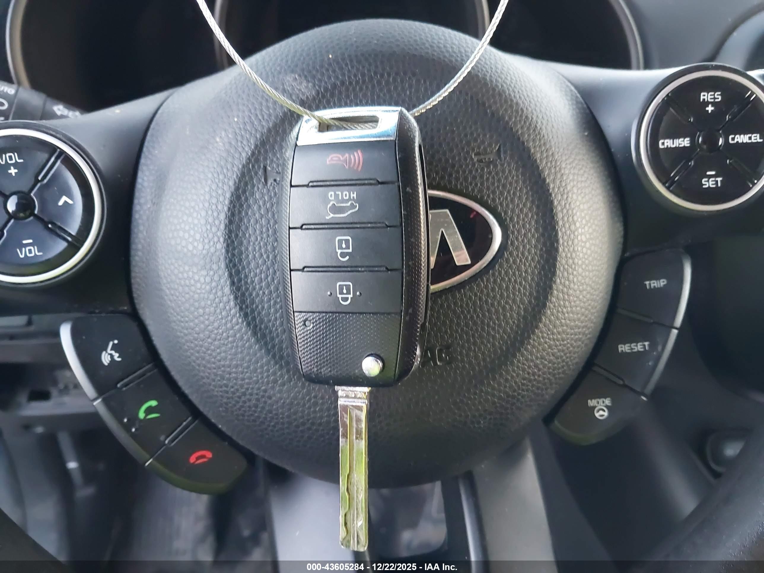 KIA SOUL image 11