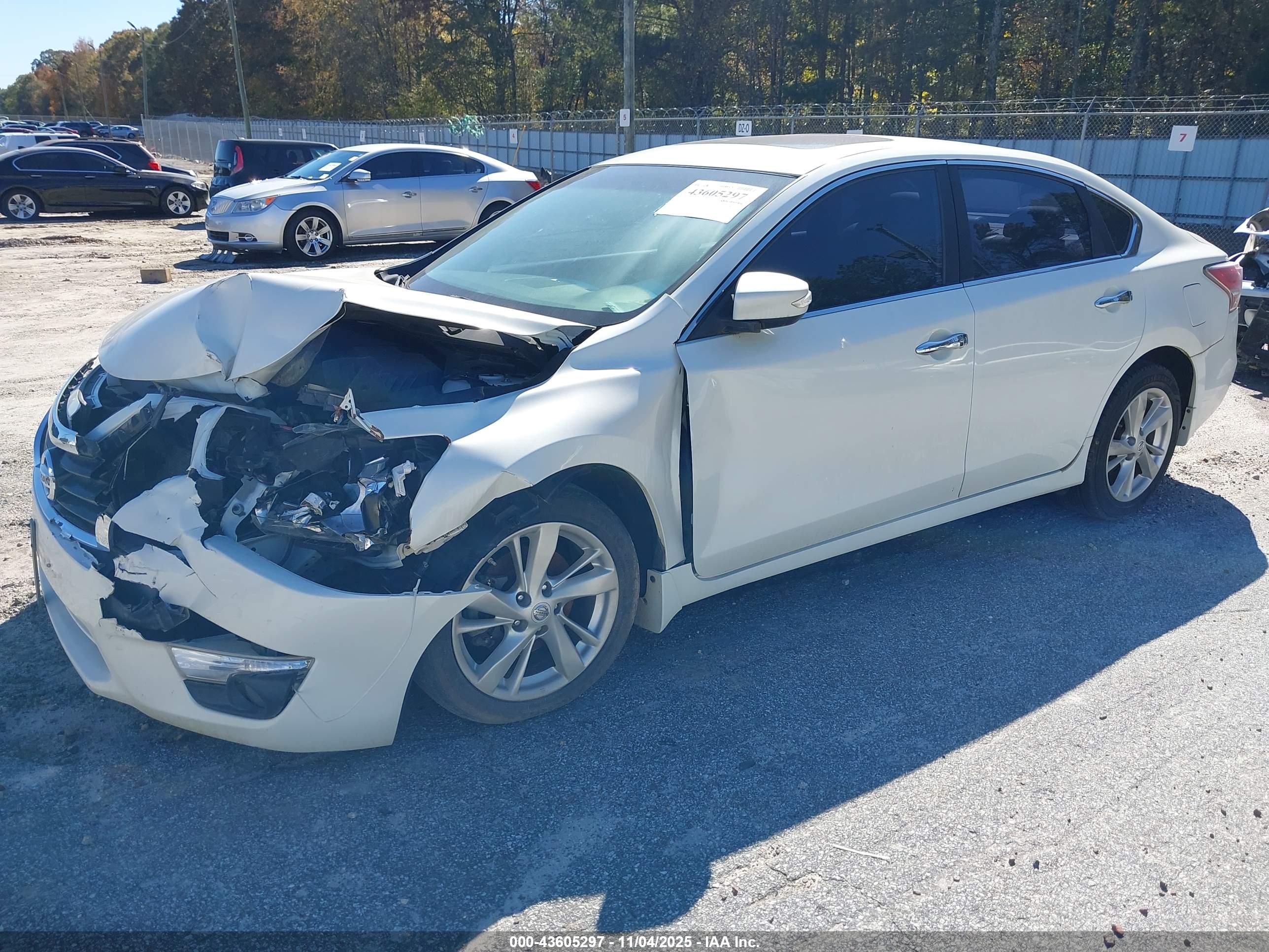 NISSAN ALTIMA image 2