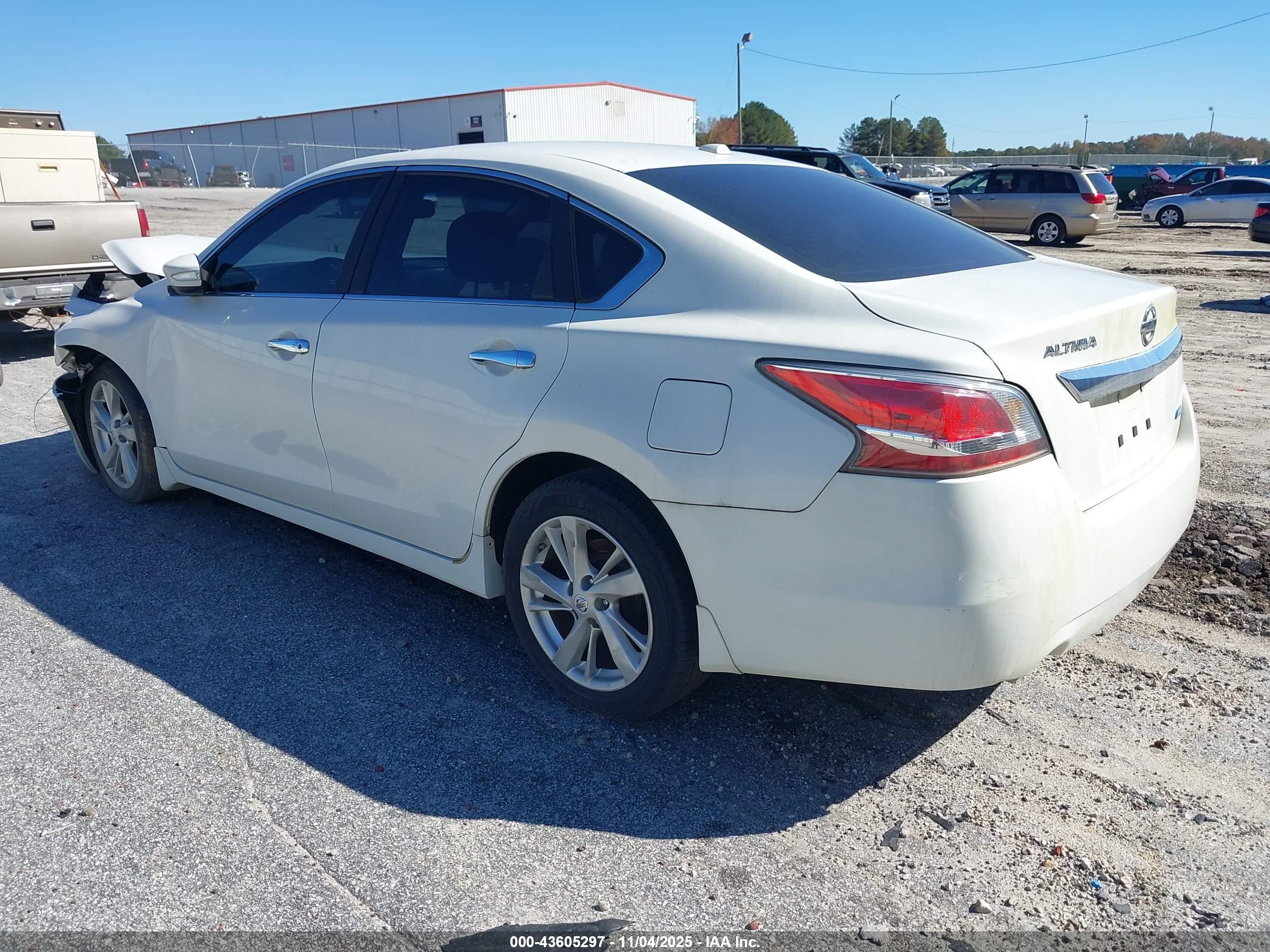NISSAN ALTIMA image 3