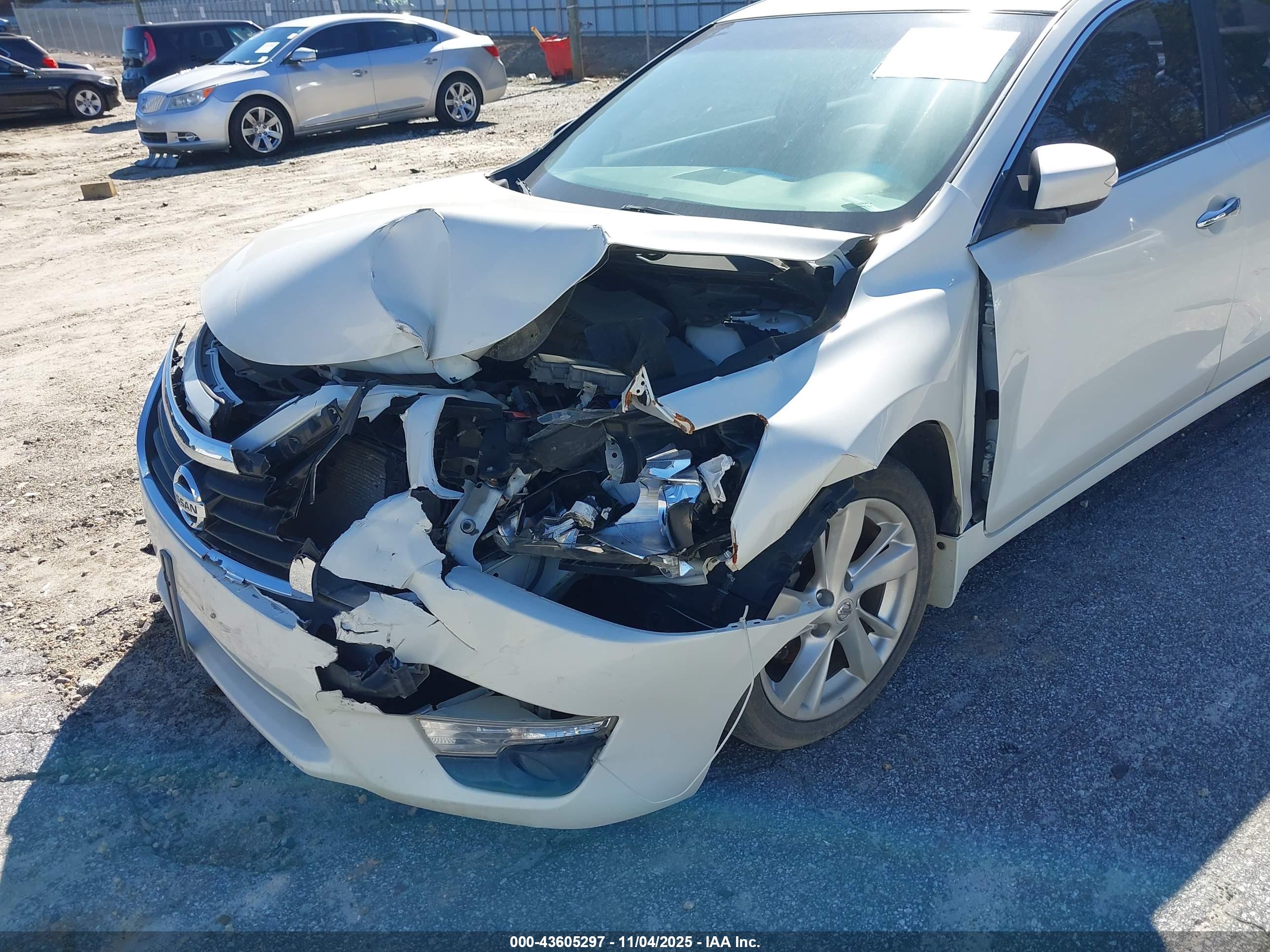 NISSAN ALTIMA image 6