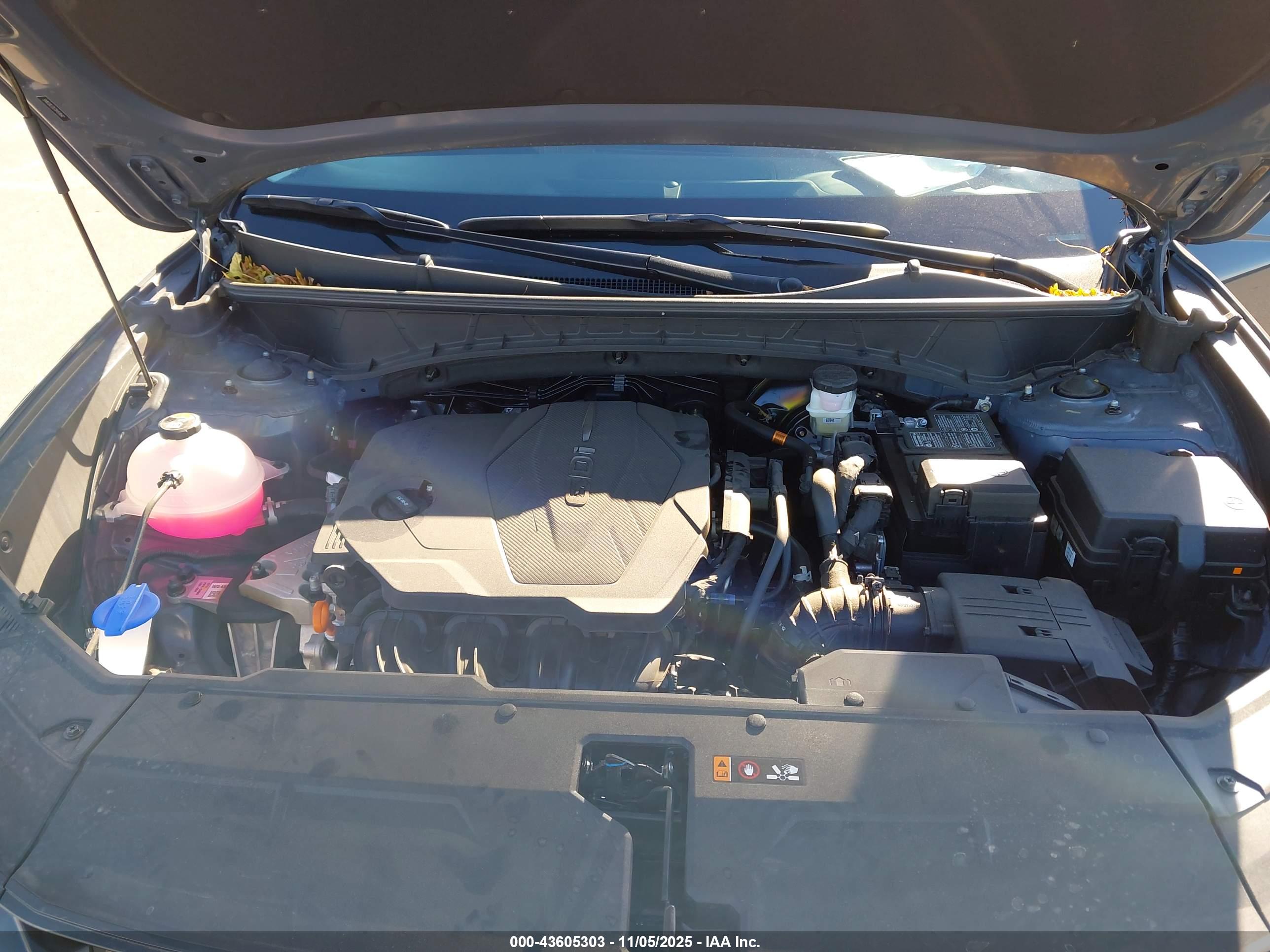 HYUNDAI TUCSON image 10