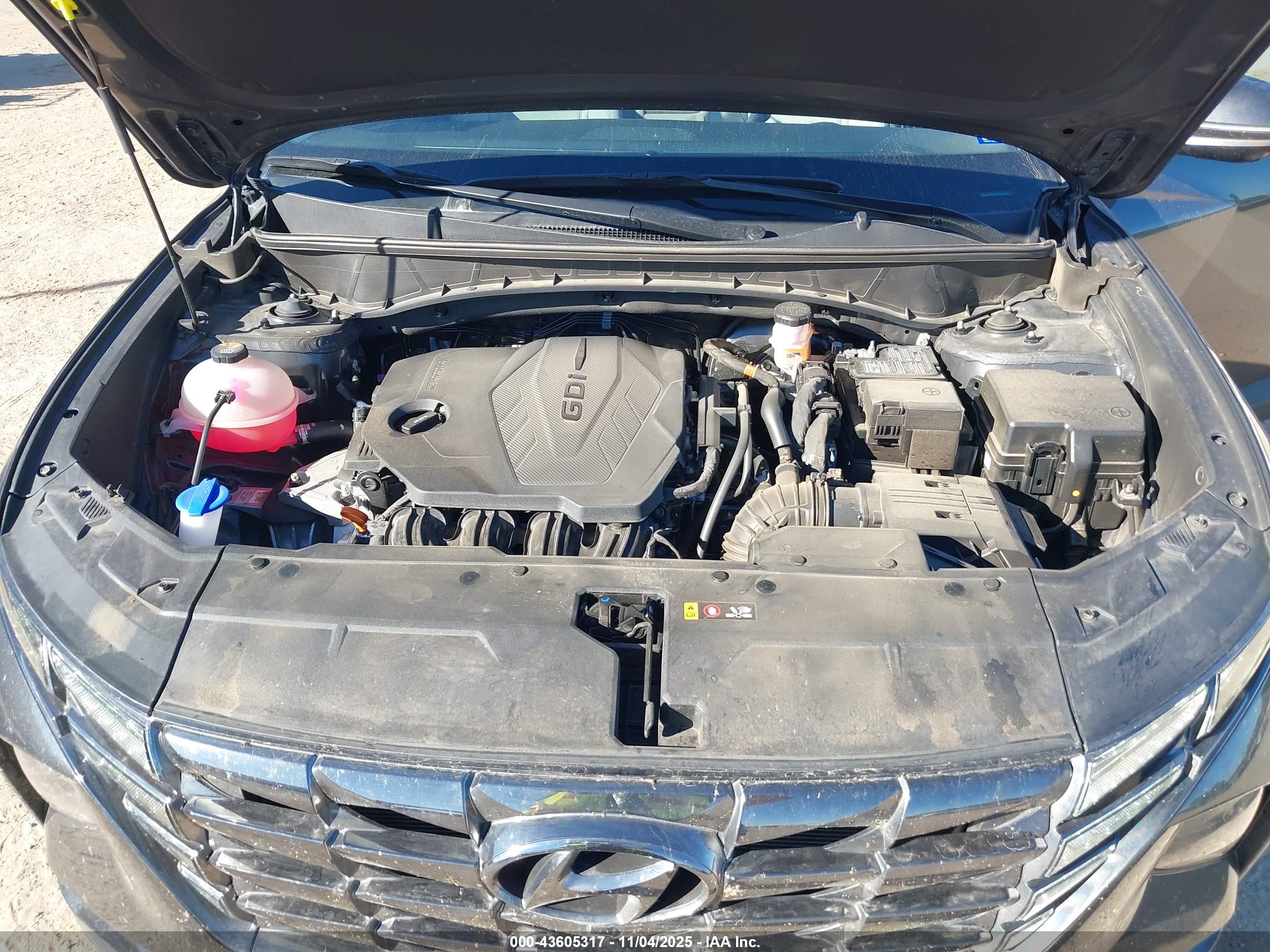 HYUNDAI TUCSON image 10