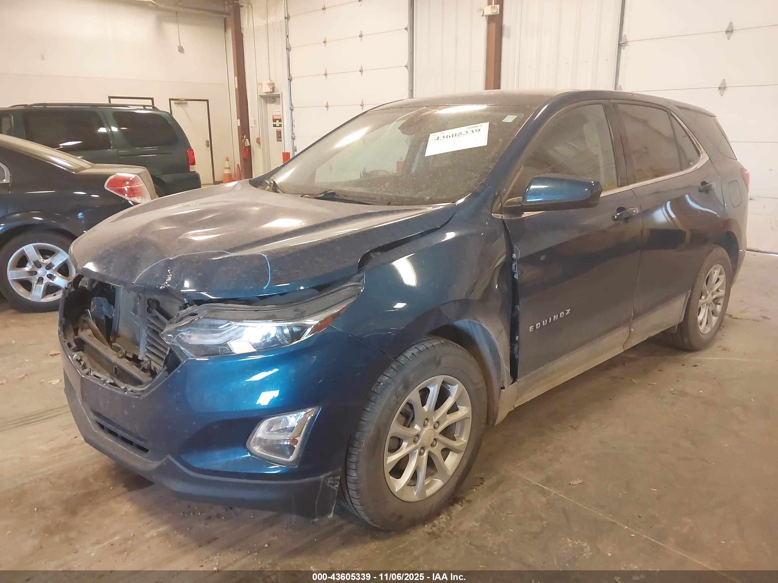 CHEVROLET EQUINOX image 2