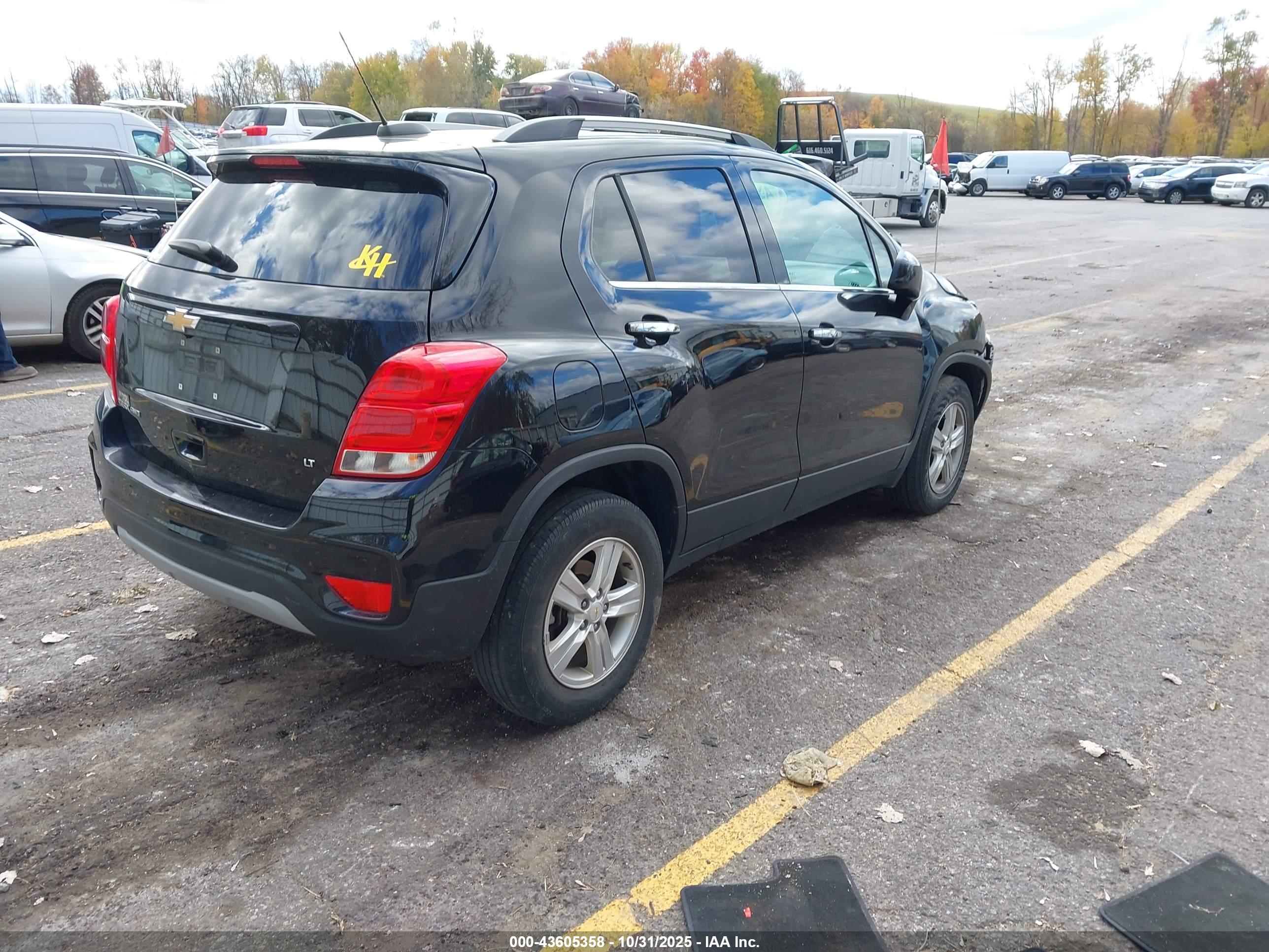CHEVROLET TRAX image 4