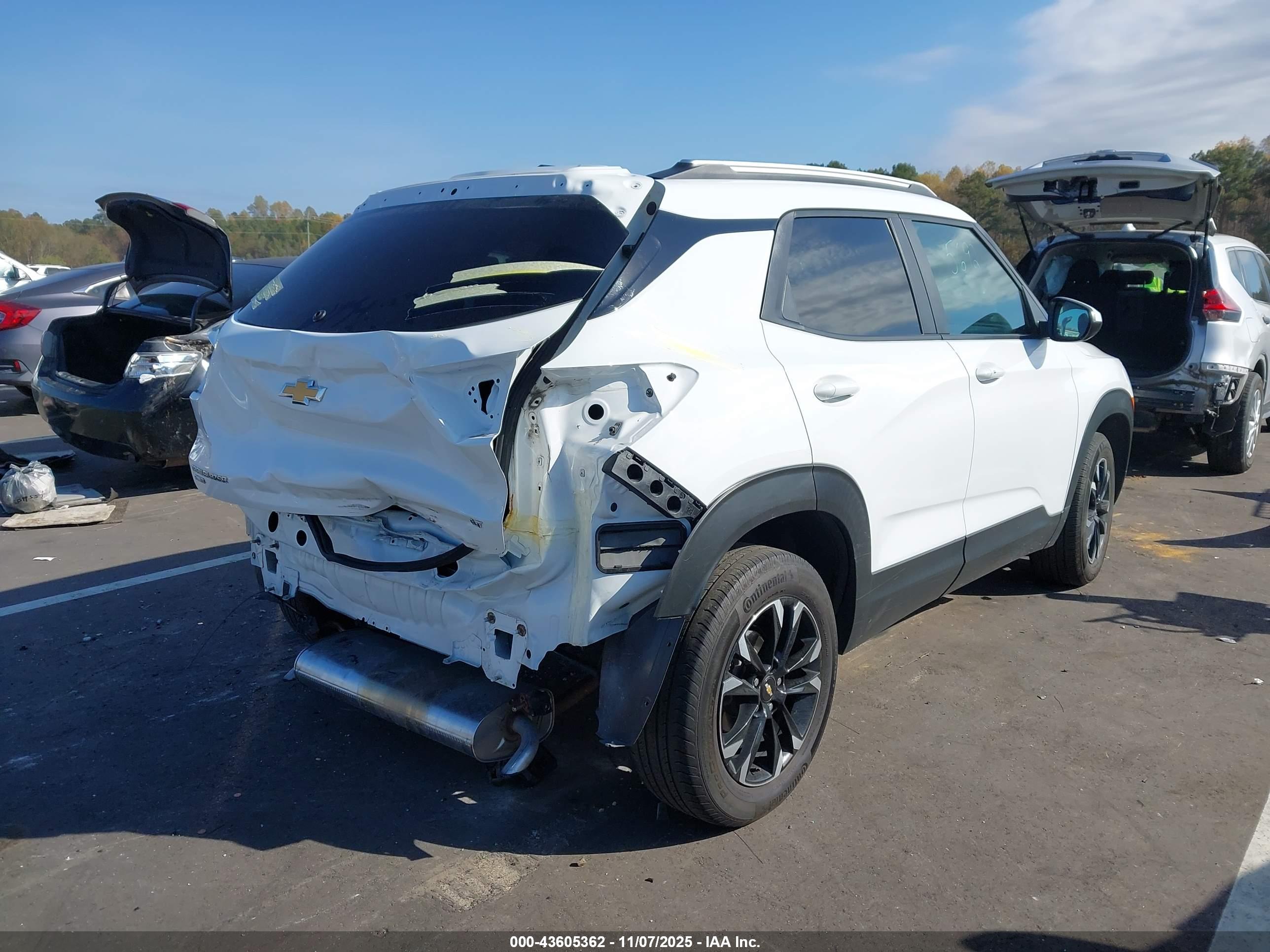 CHEVROLET TRAILBLAZER image 4