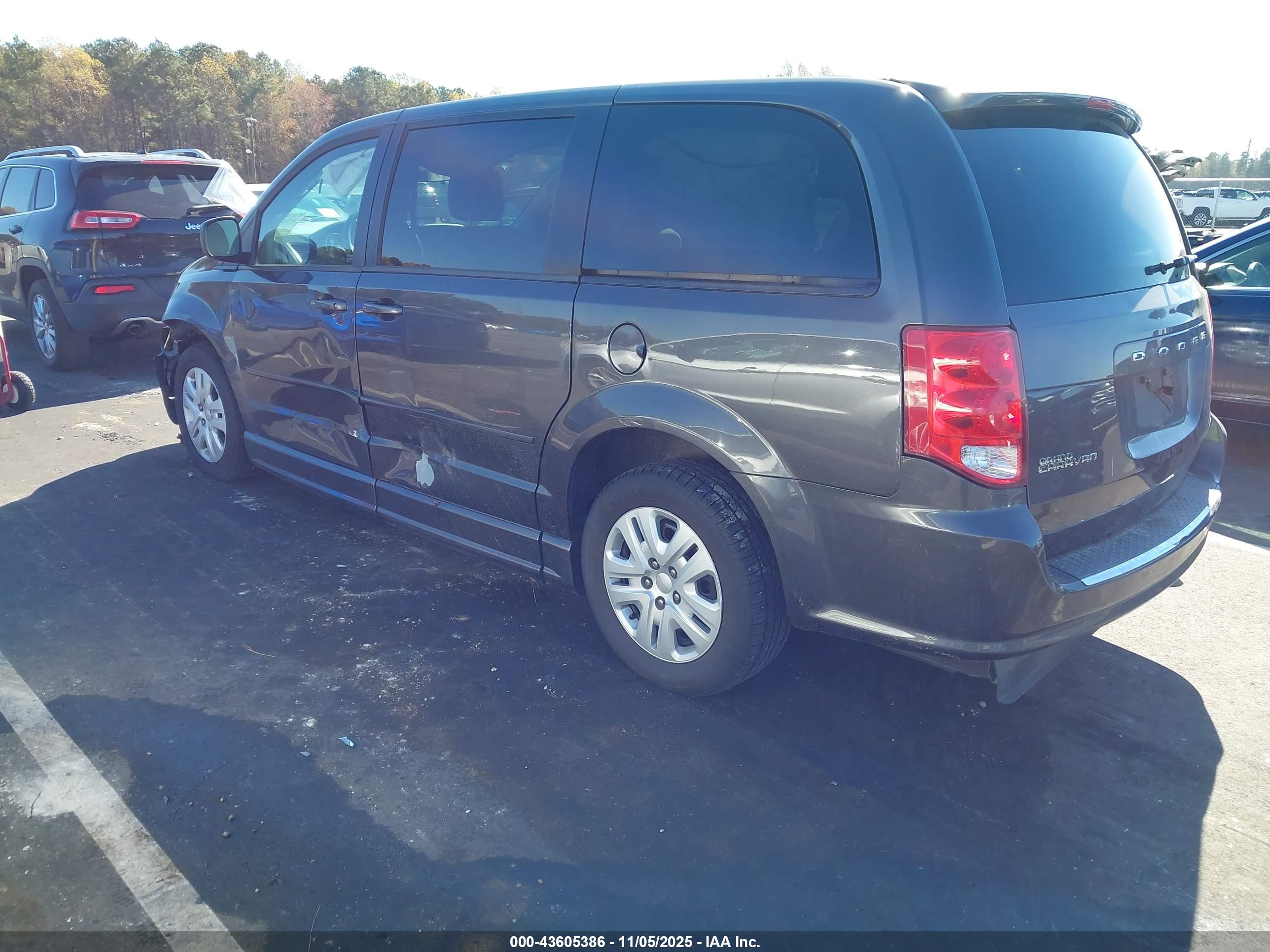 DODGE GRAND image 3