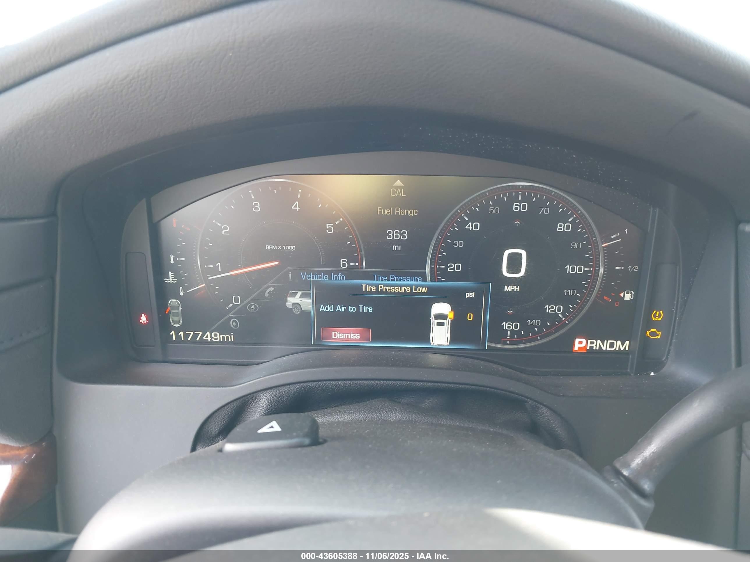 CADILLAC ESCALADE image 7