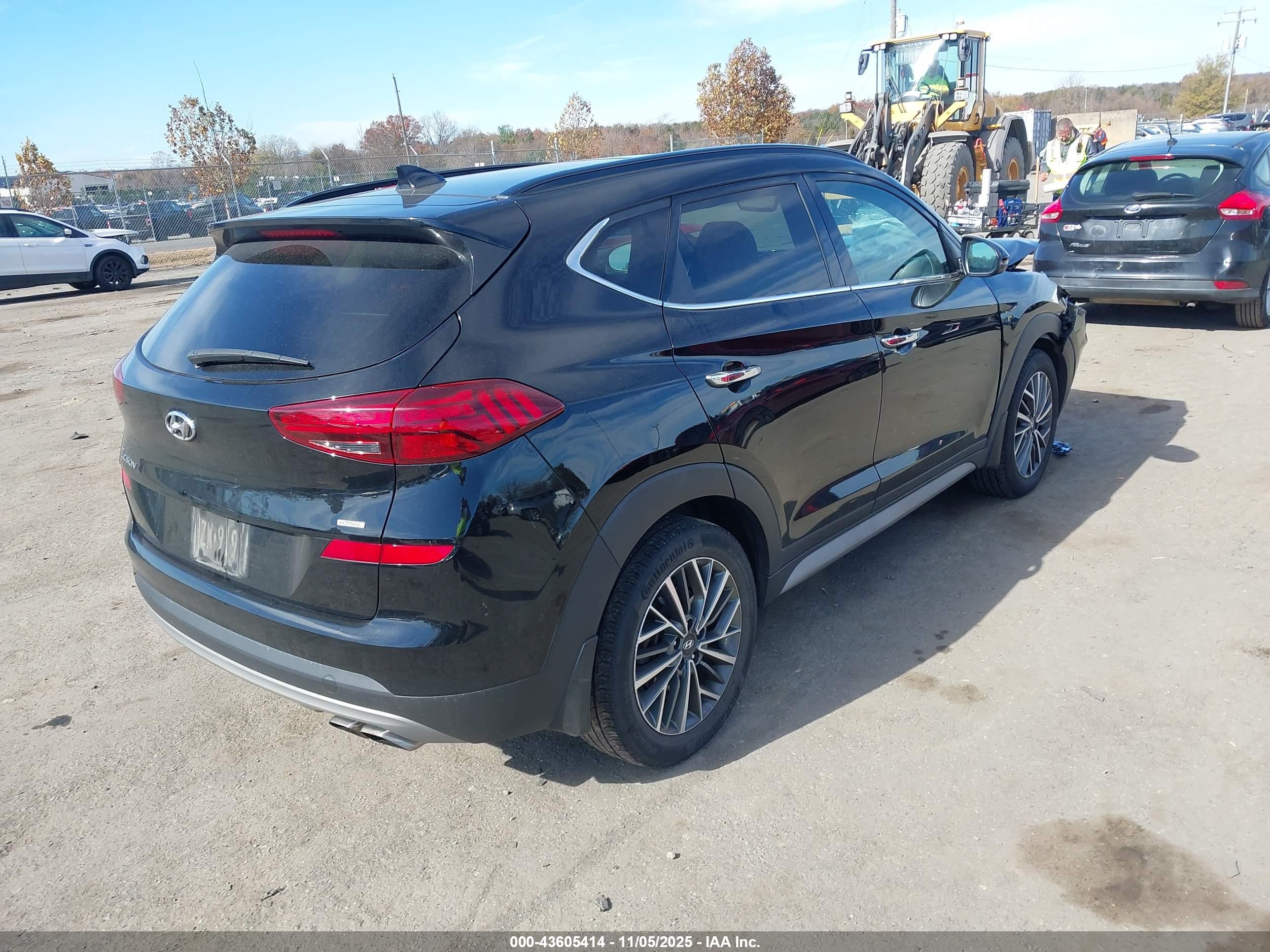 HYUNDAI TUCSON image 4