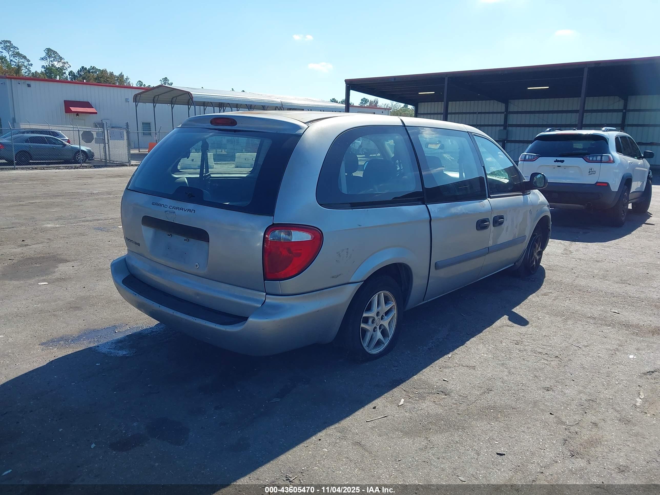 DODGE GRAND image 4