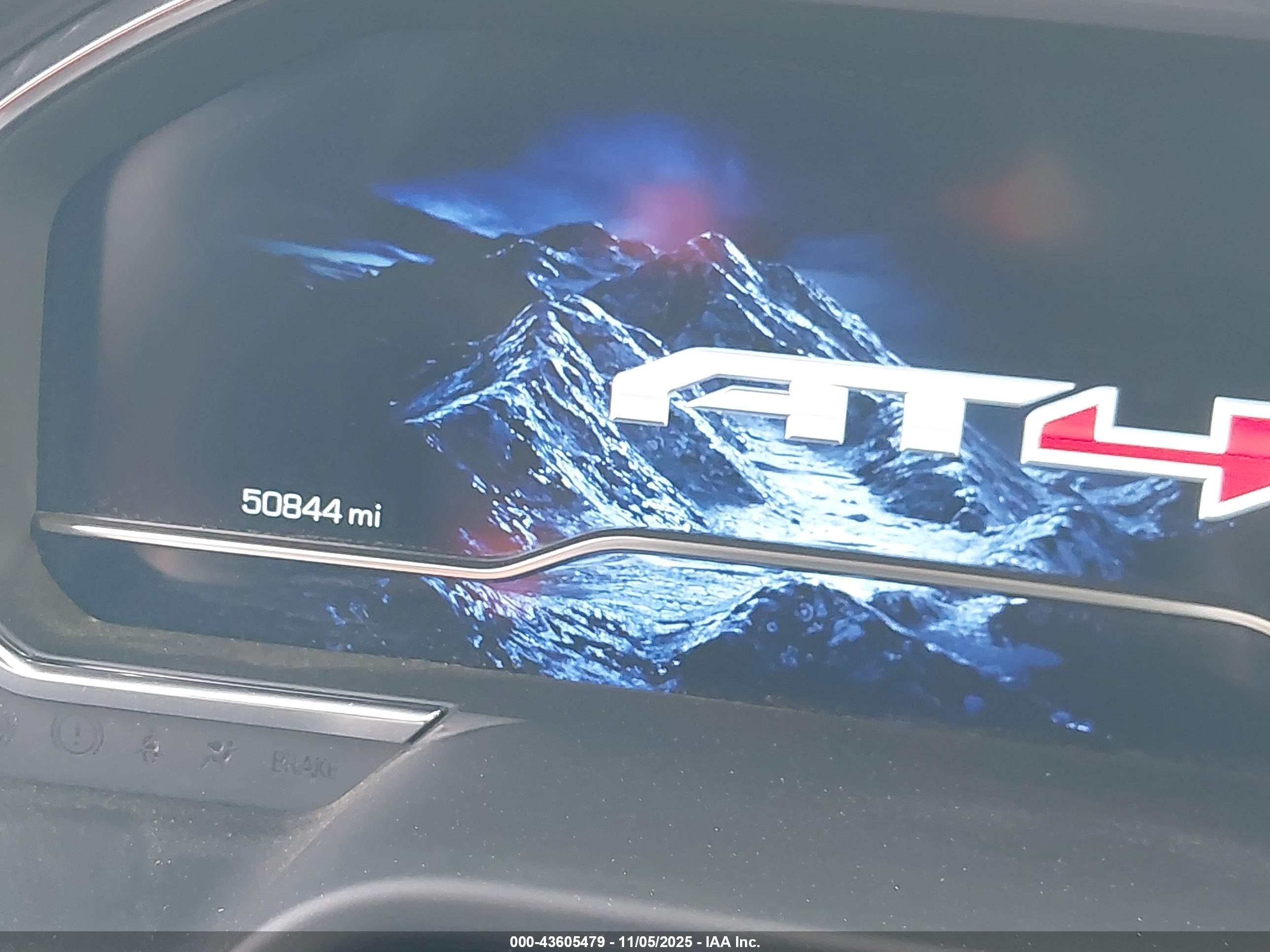 GMC SIERRA image 6