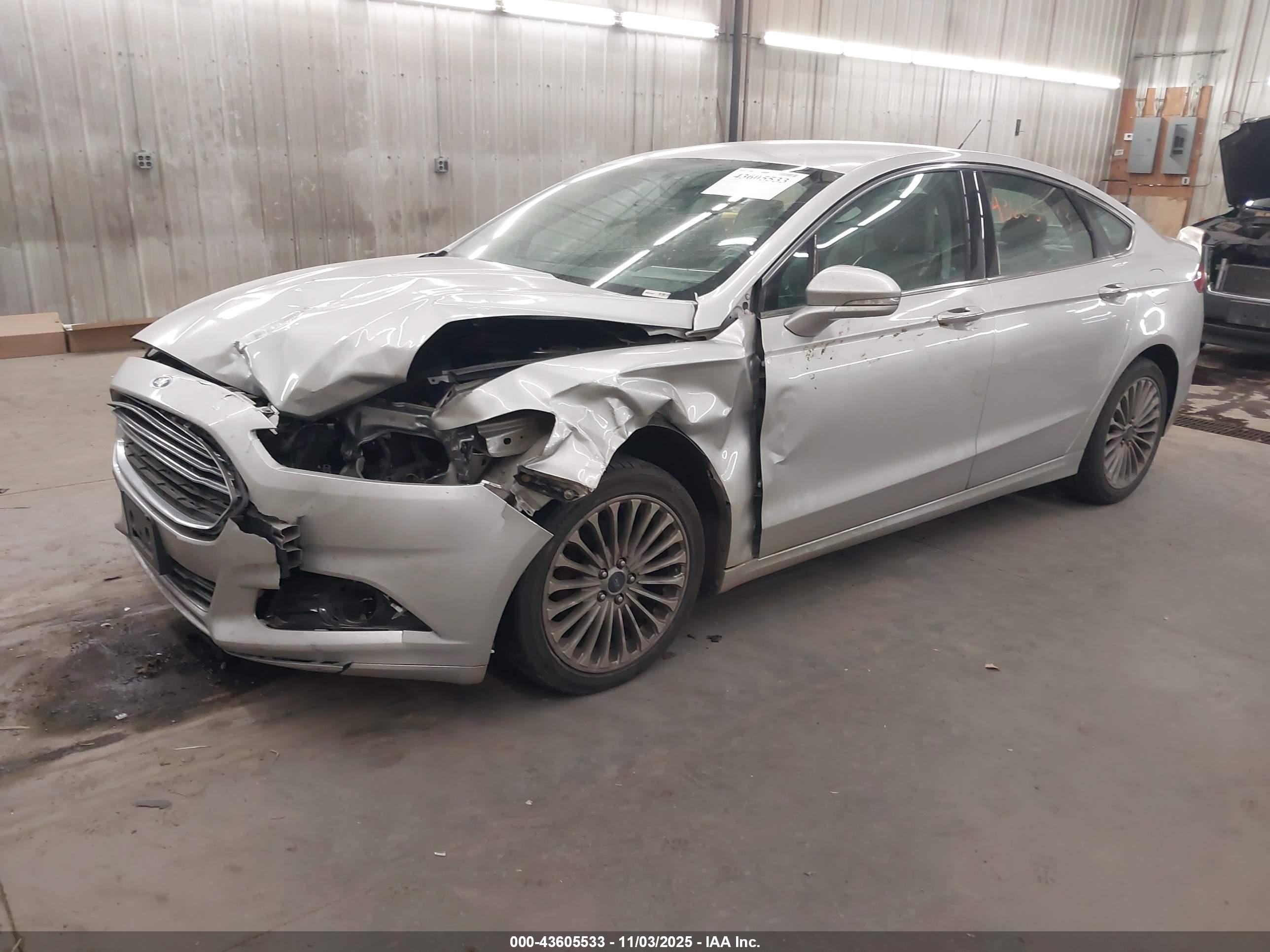 FORD FUSION image 2